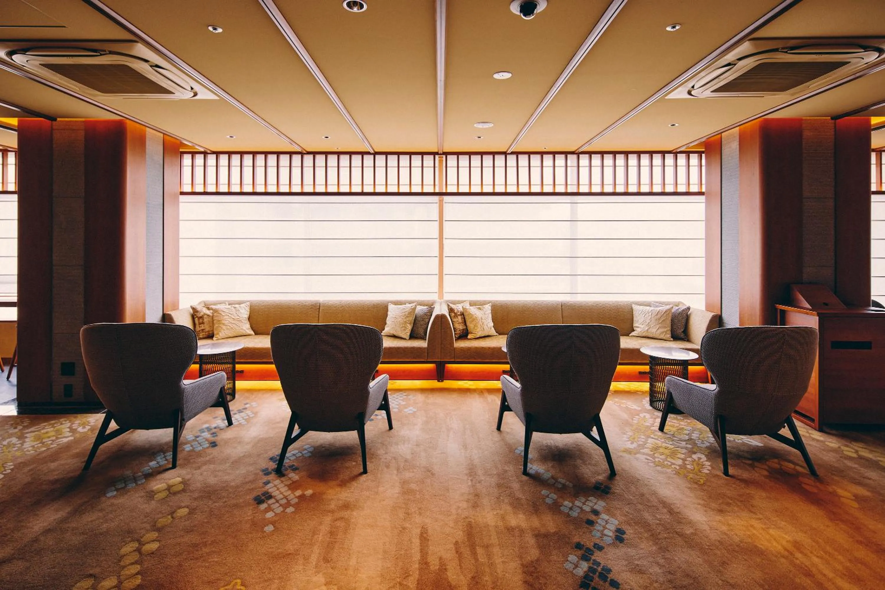 Lobby or reception in Sora Niwa Terrace Kyoto Bettei