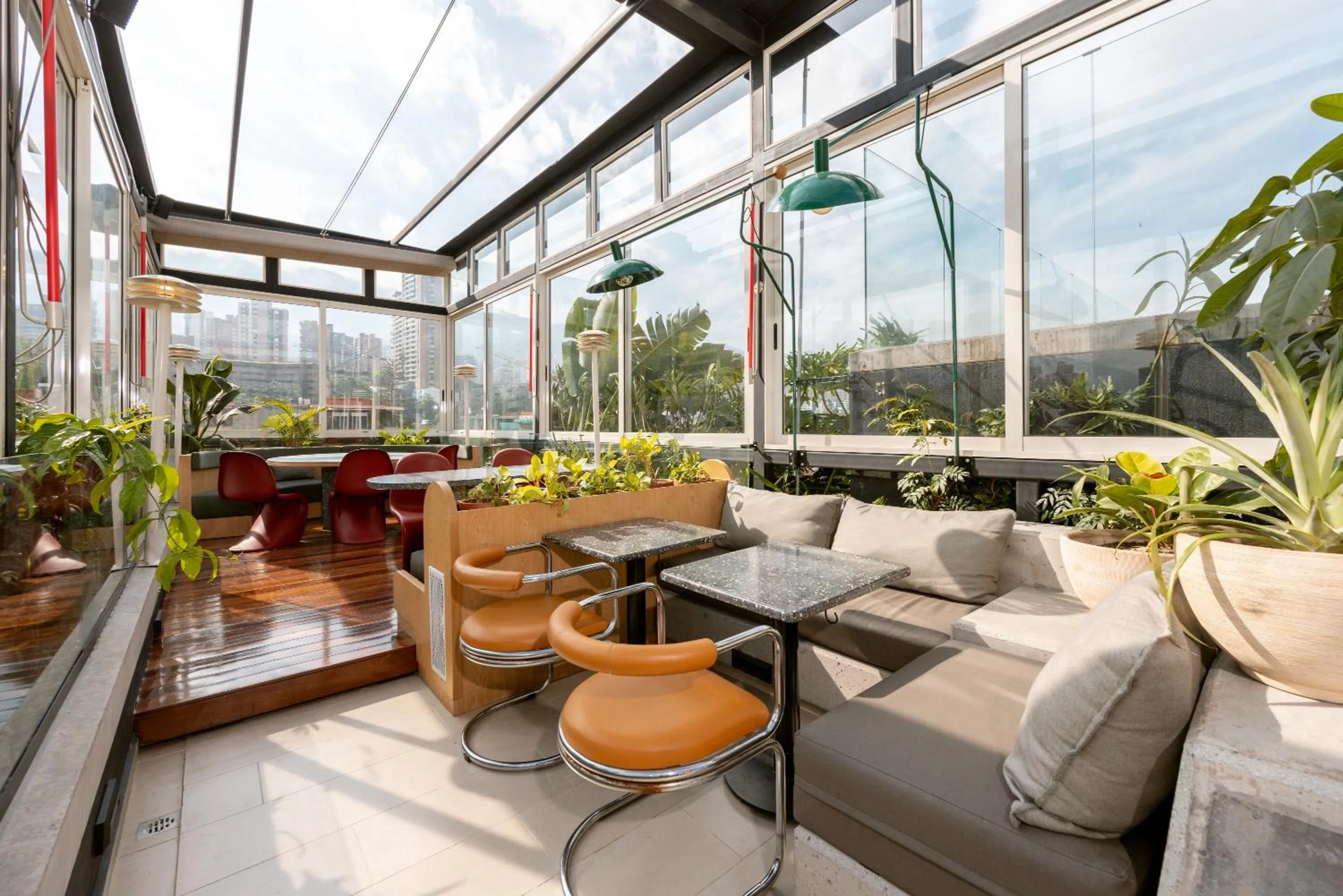 Lounge or bar in Landmark Hotel