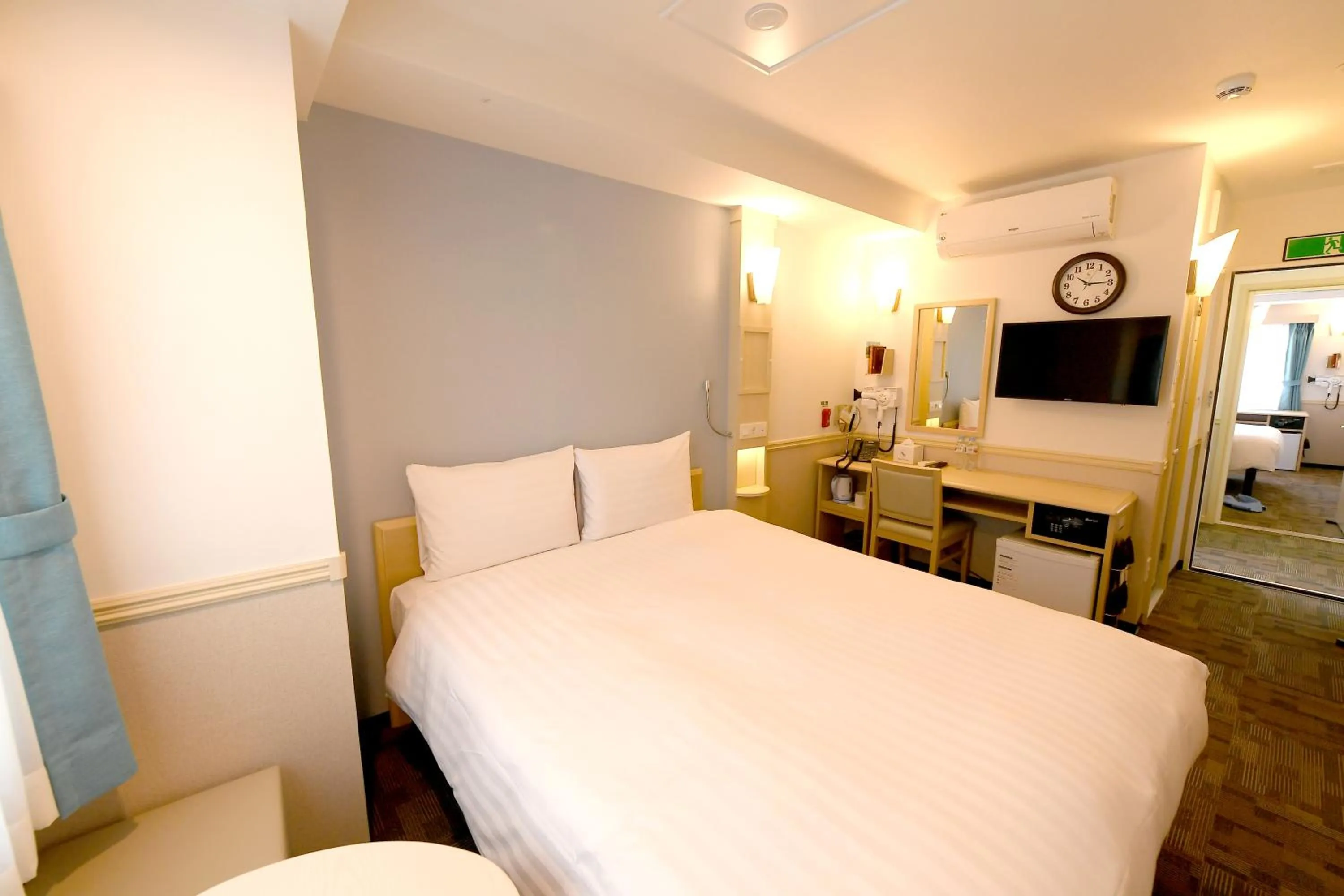 Bed in Toyoko Inn Changwon
