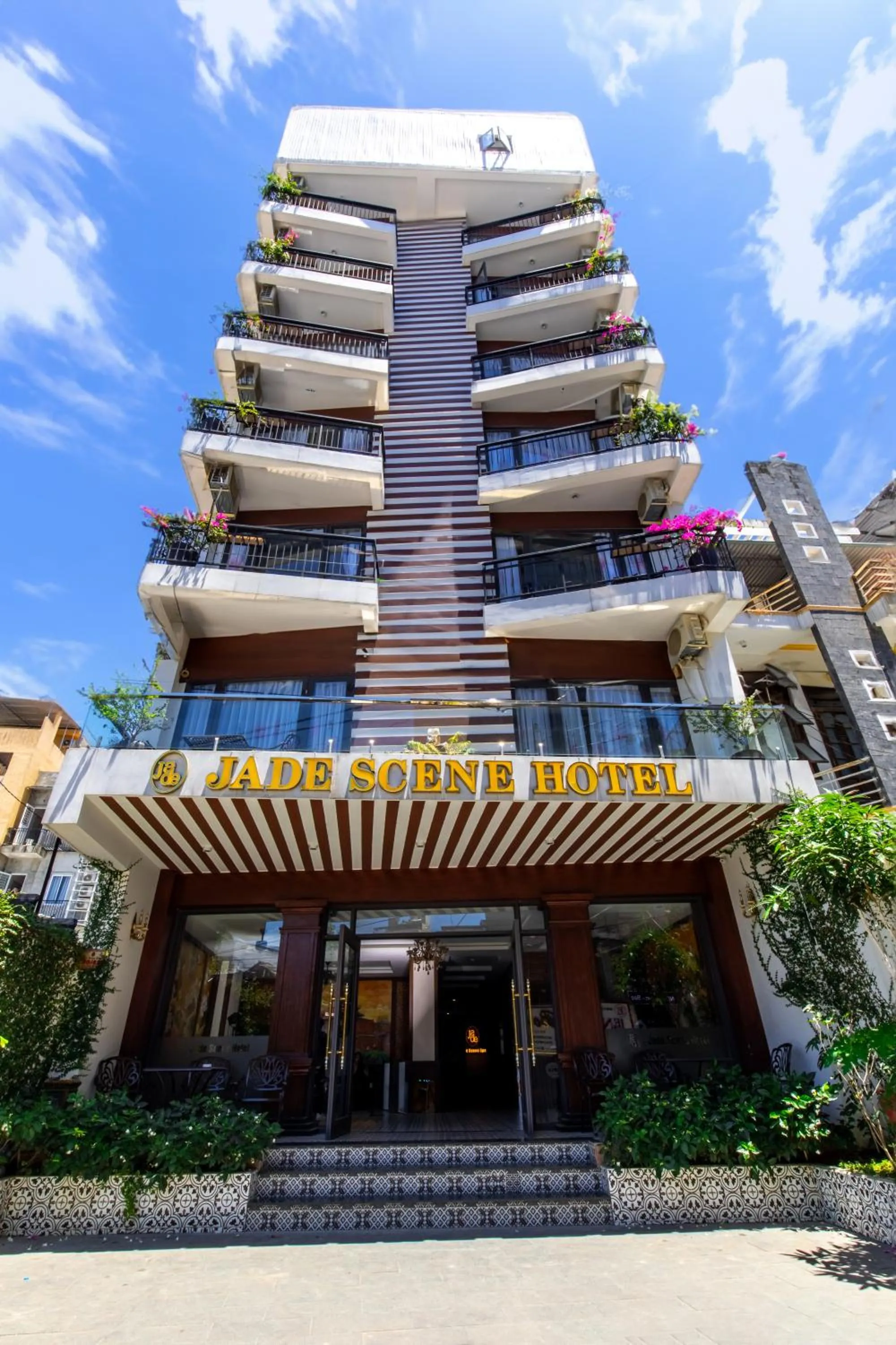 Property building in Jade Scene Hotel