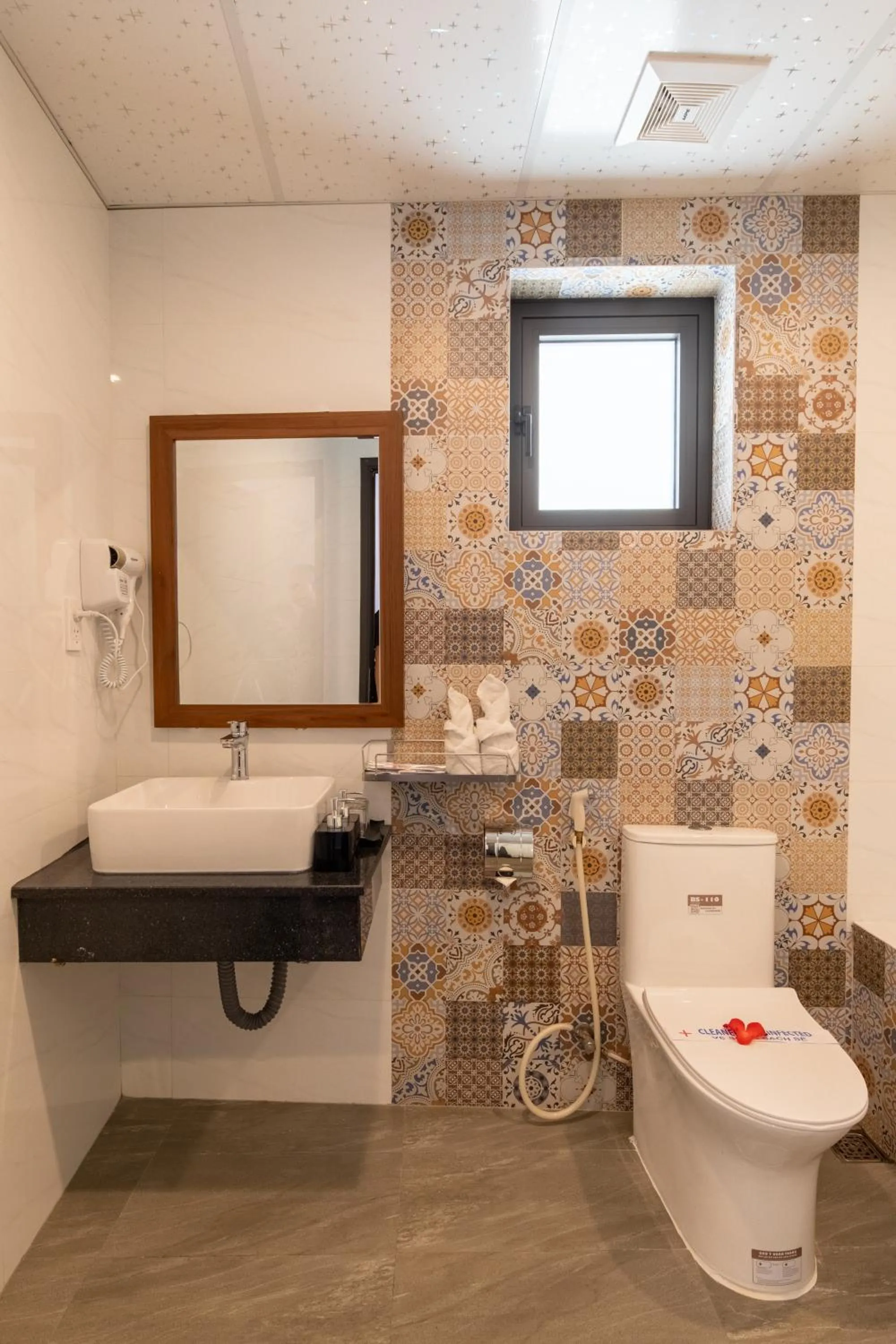 Bathroom in Jade Scene Hotel