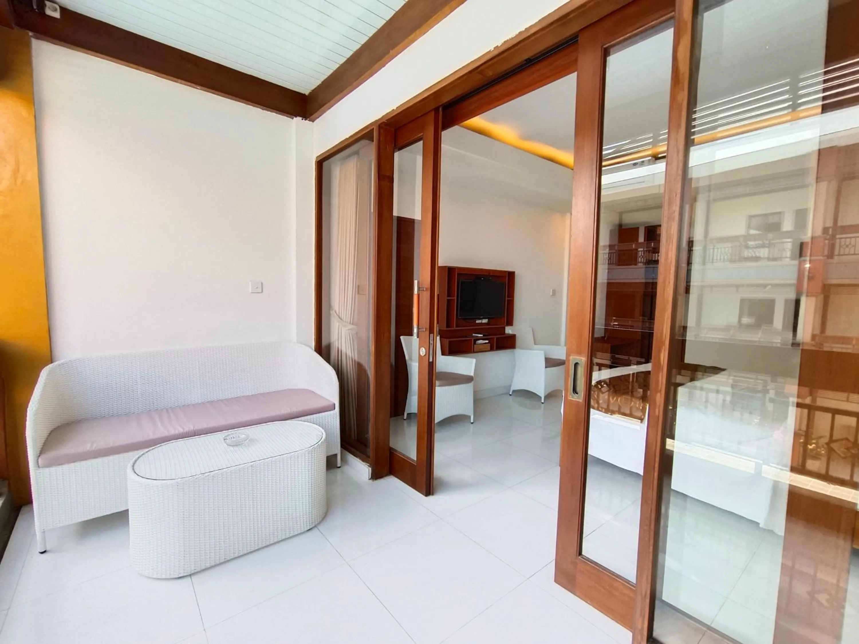 Balcony/Terrace in The Tunjung Boutique Resort