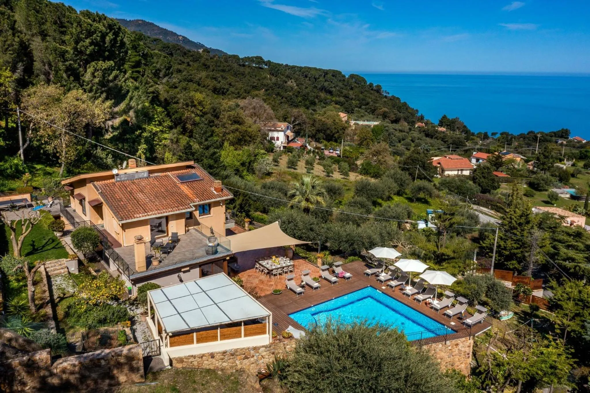 VILLA PROVENZA 12&4, Emma Villas