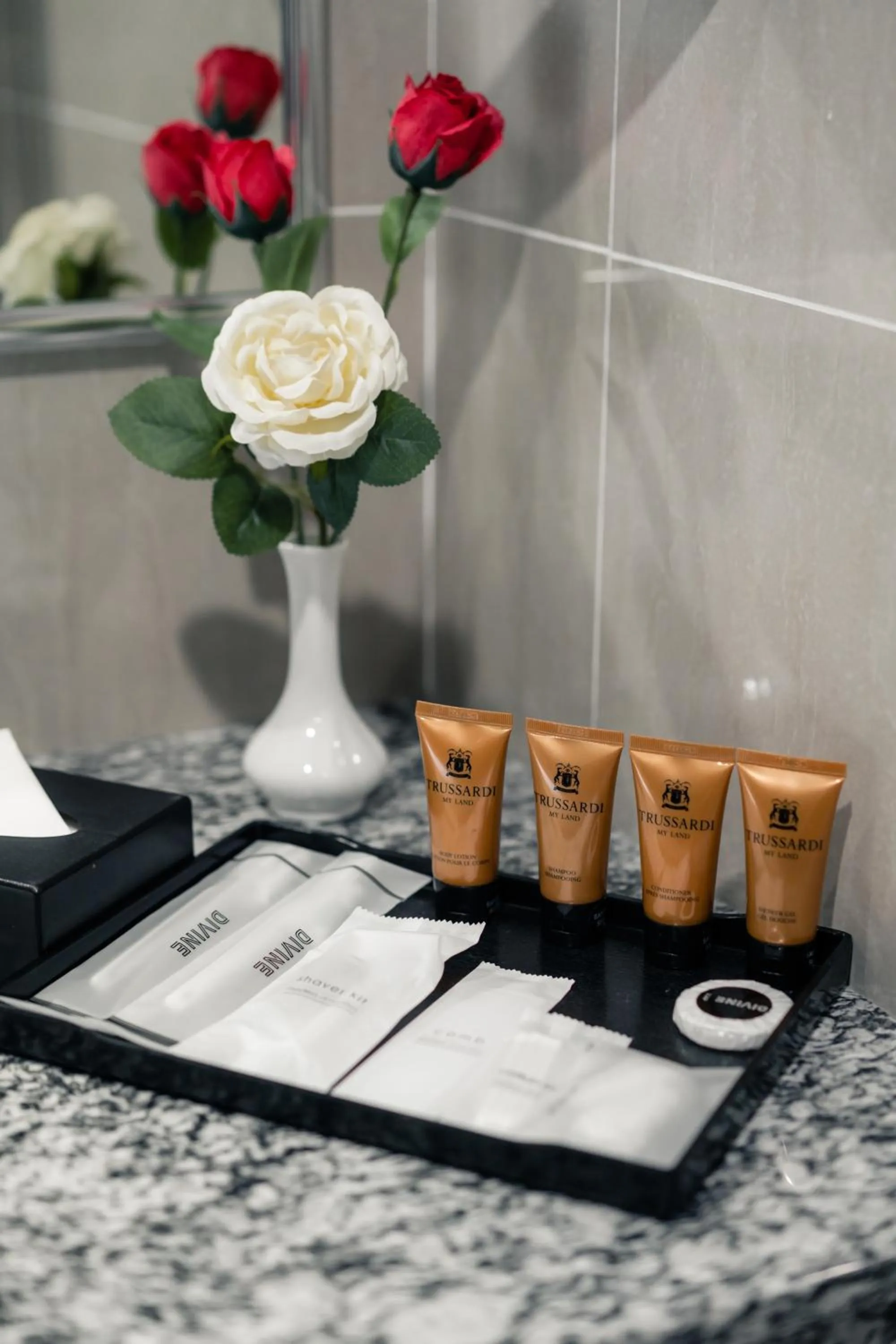 Public Bath in Le'venue Hotel