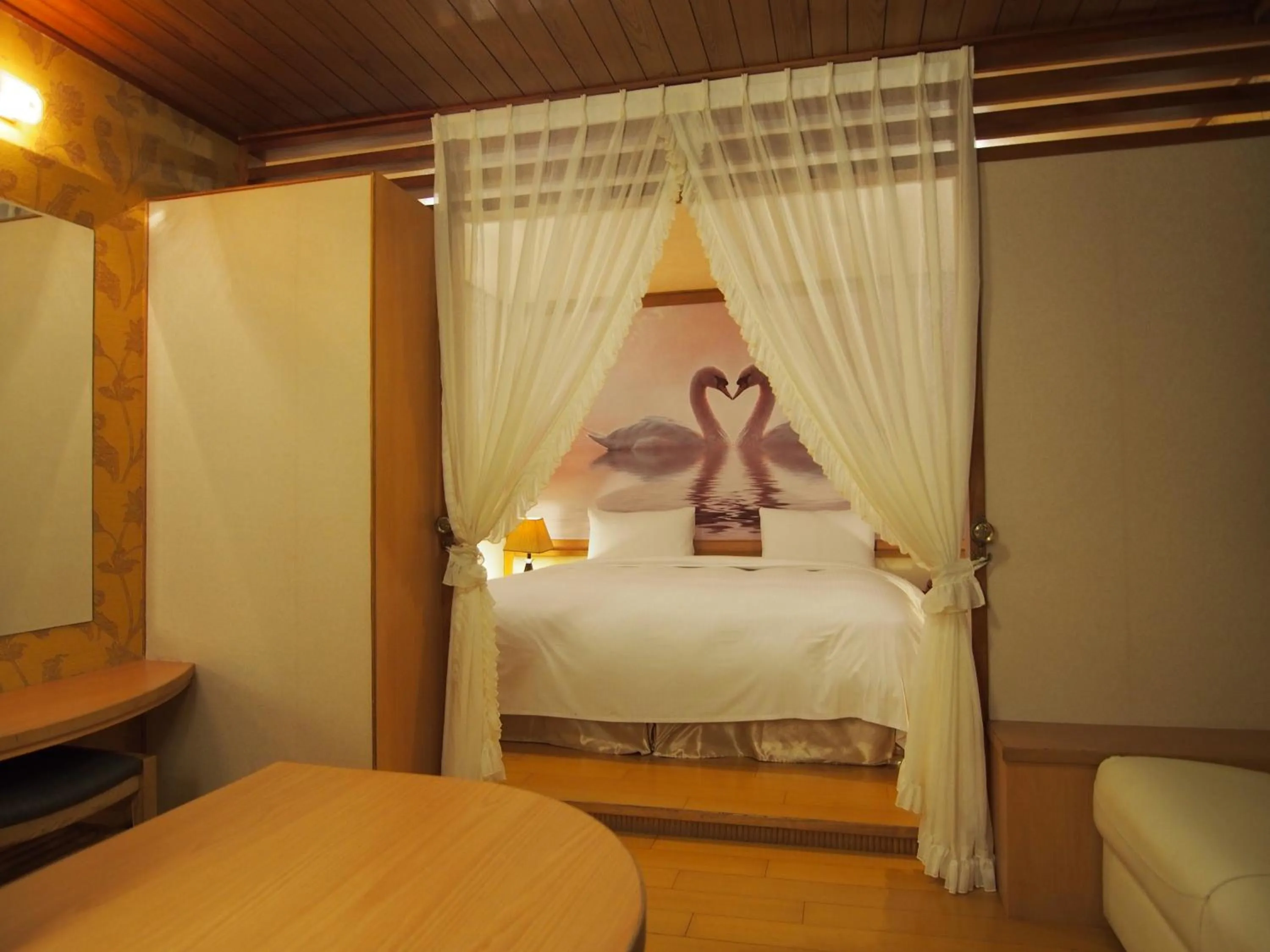 Bed in Day Chen Hotel