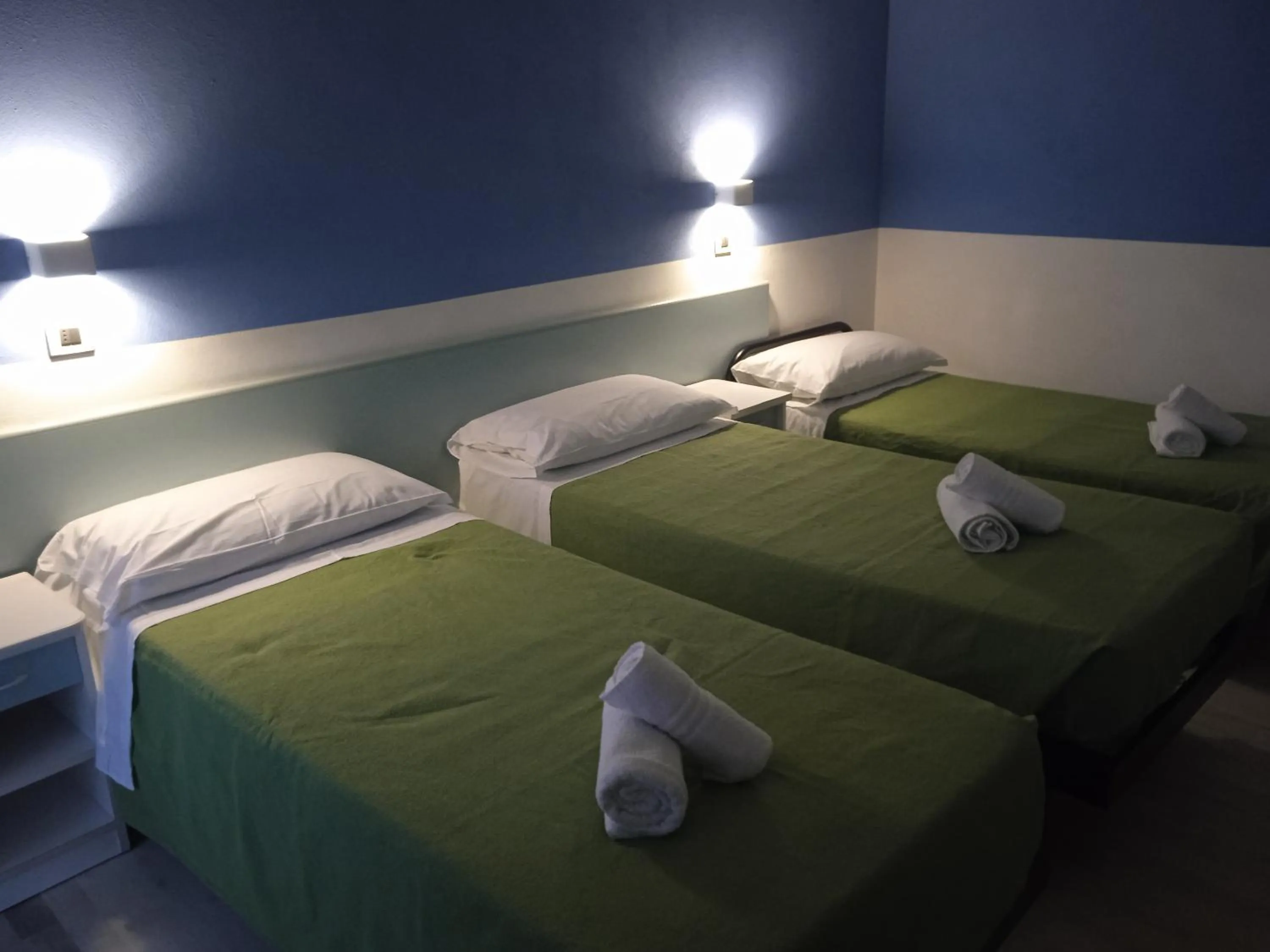 Bed in Hotel Napoleon