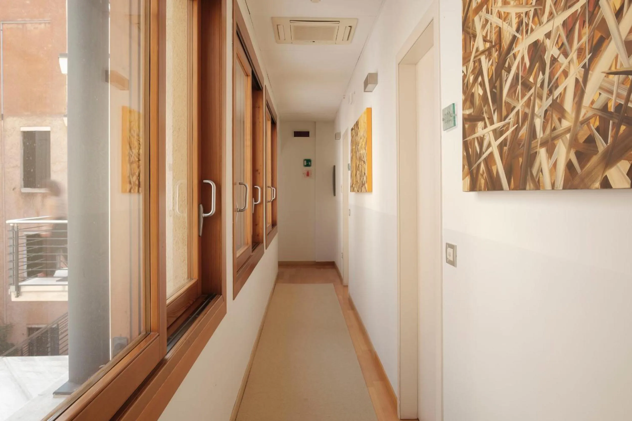 Decorative detail in Ca' Pozzo Inn