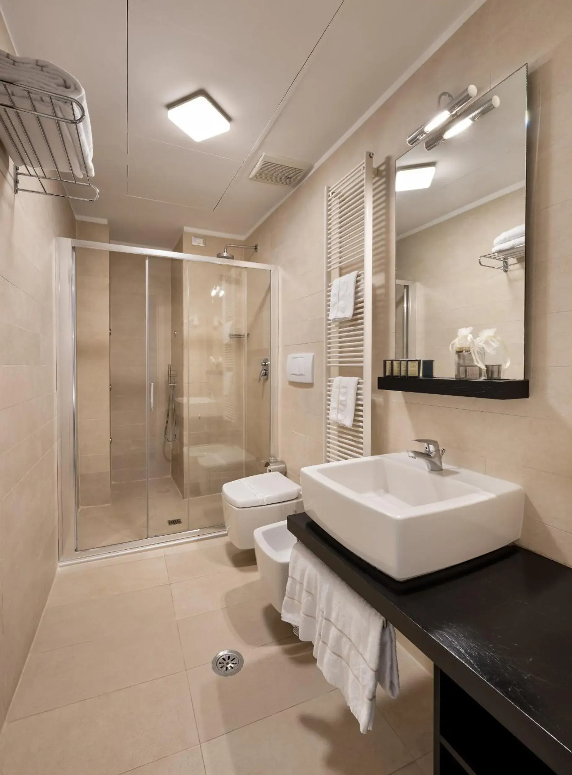 Economy Double Room in Ca' Pozzo Inn Economy Double Room in Ca' Pozzo Inn