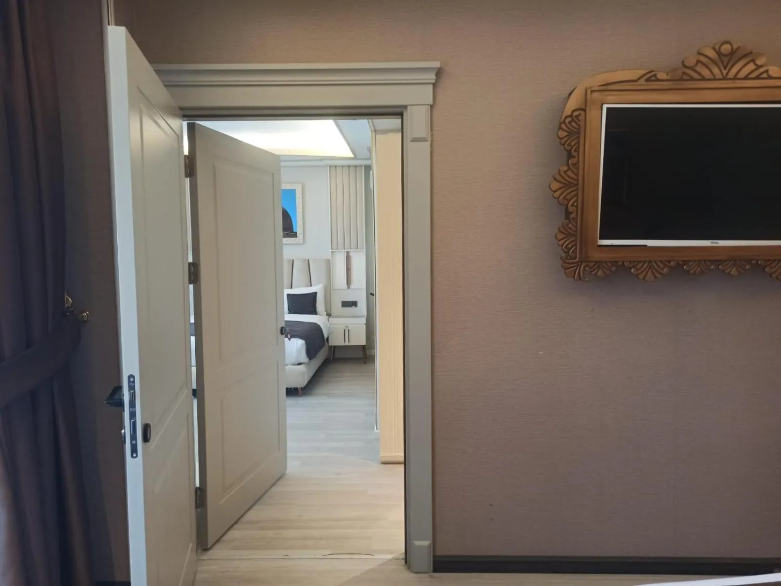 Photo of the whole room, Bed in ANEMON MARDIN OTEL