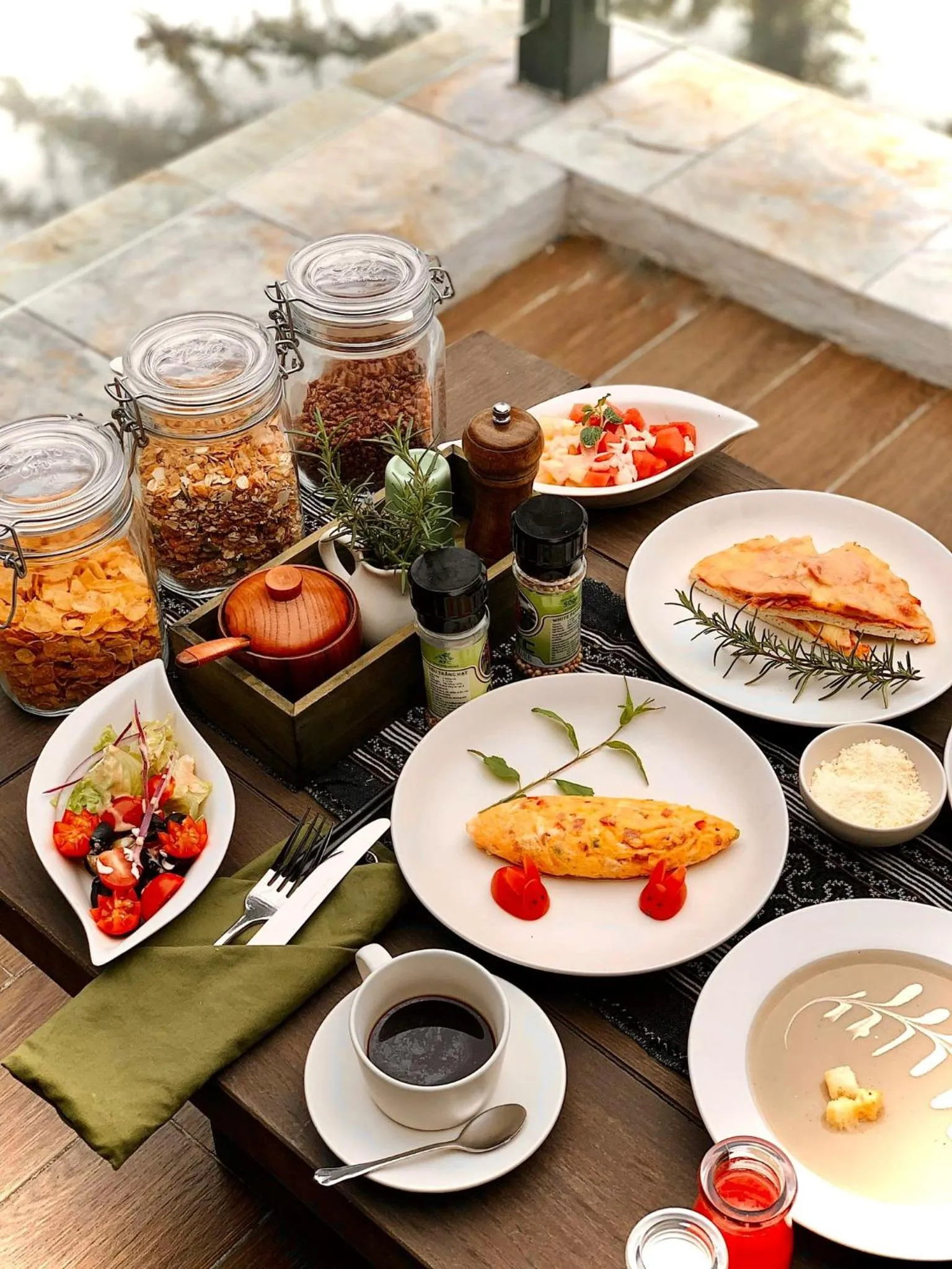 Restaurant/places to eat in Ville De Mont Mountain Resort