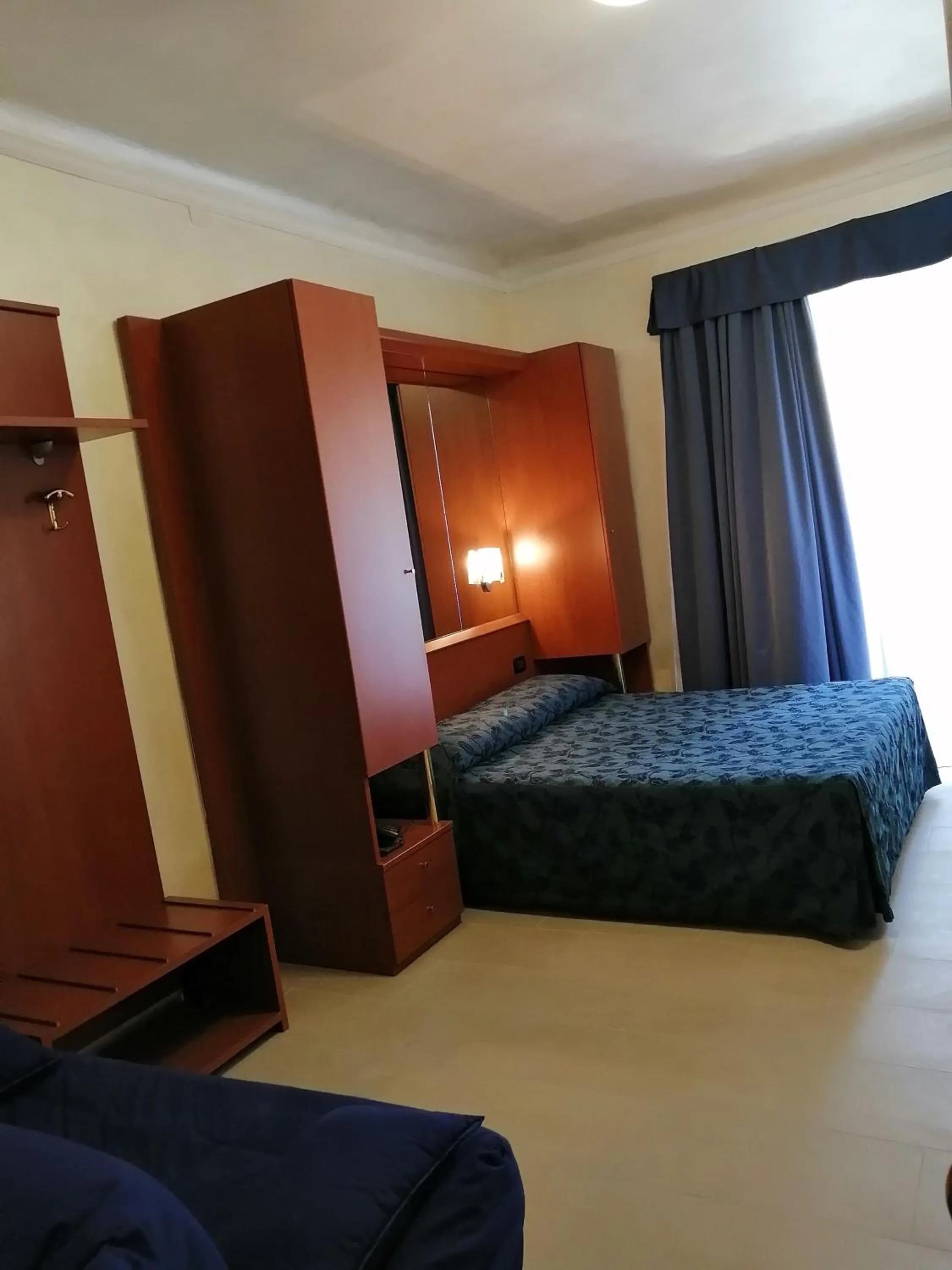 Bedroom, Bed in Hotel Aurora