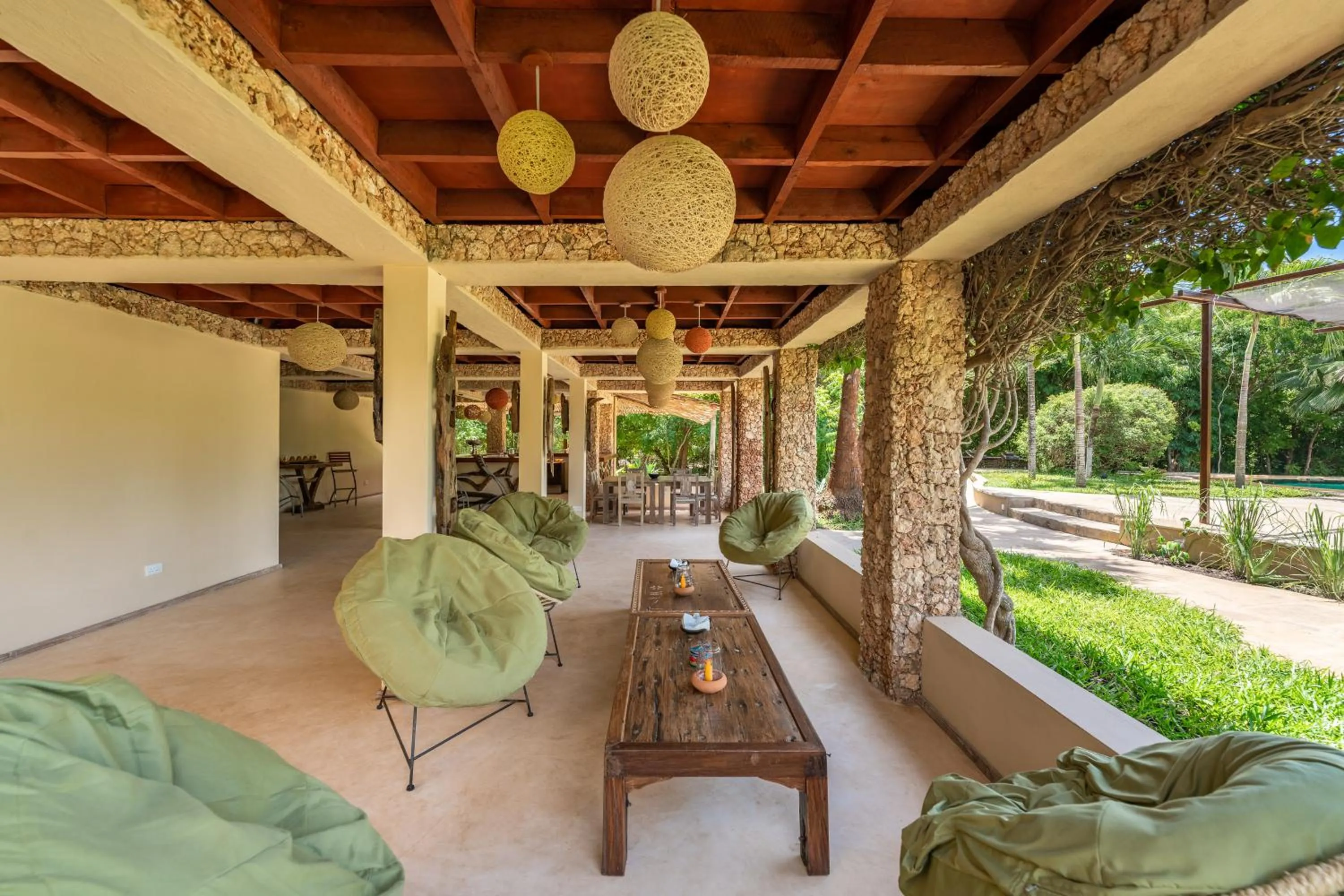 Lounge or bar in Tombo House