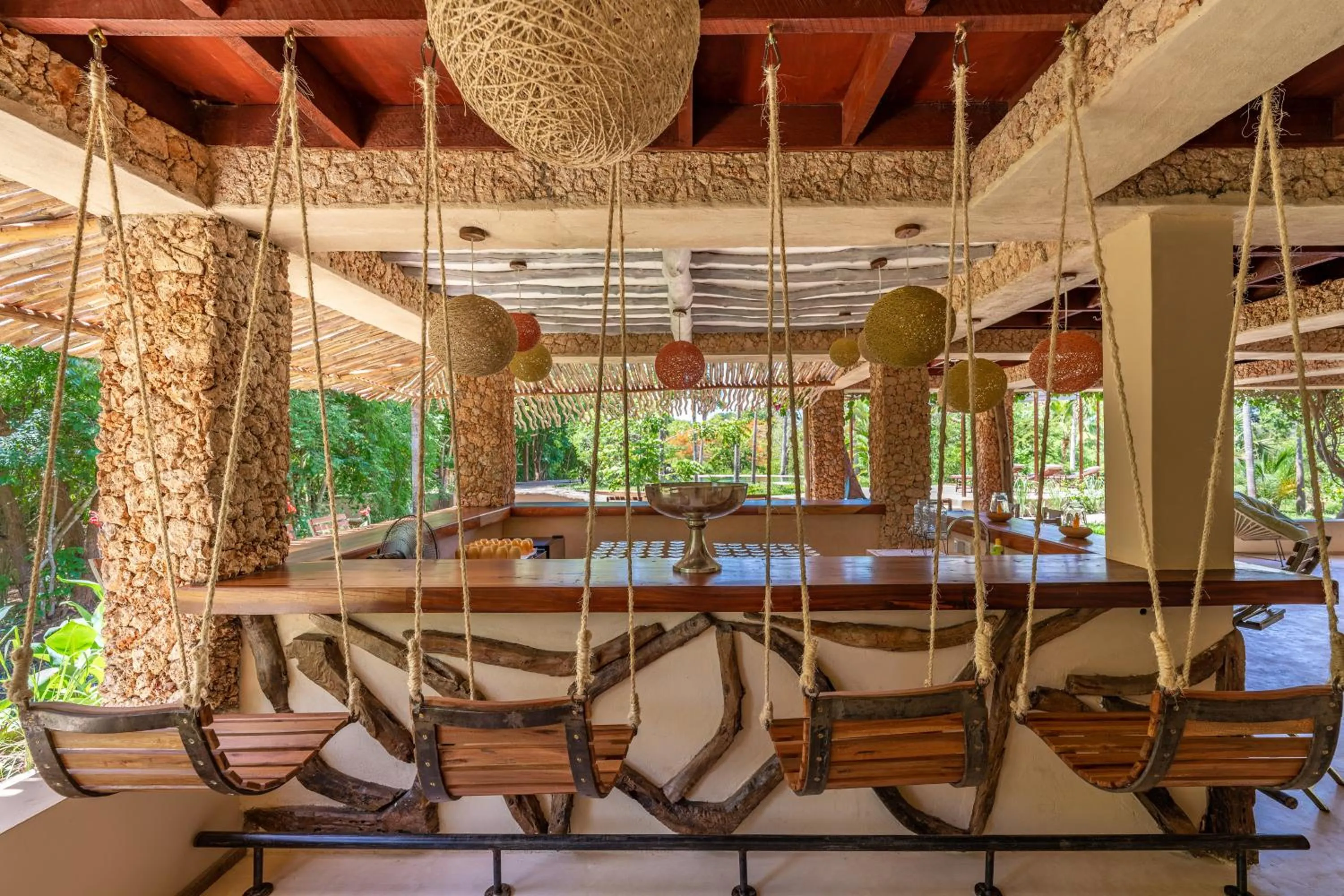 Lounge or bar in Tombo House