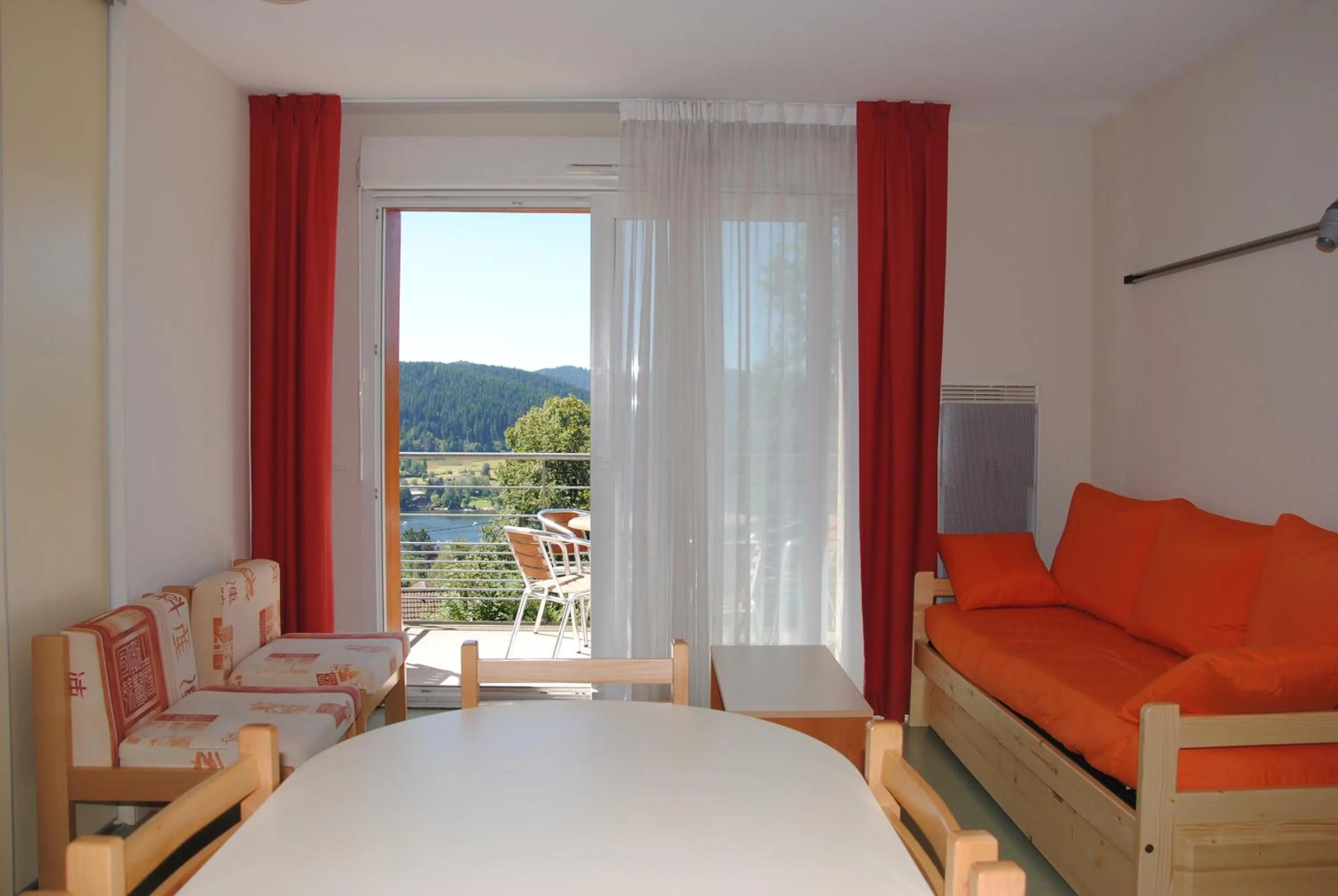 View (from property/room), Bed in Le Herbau
