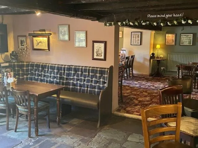 Restaurant/places to eat in Chequers Country Inn