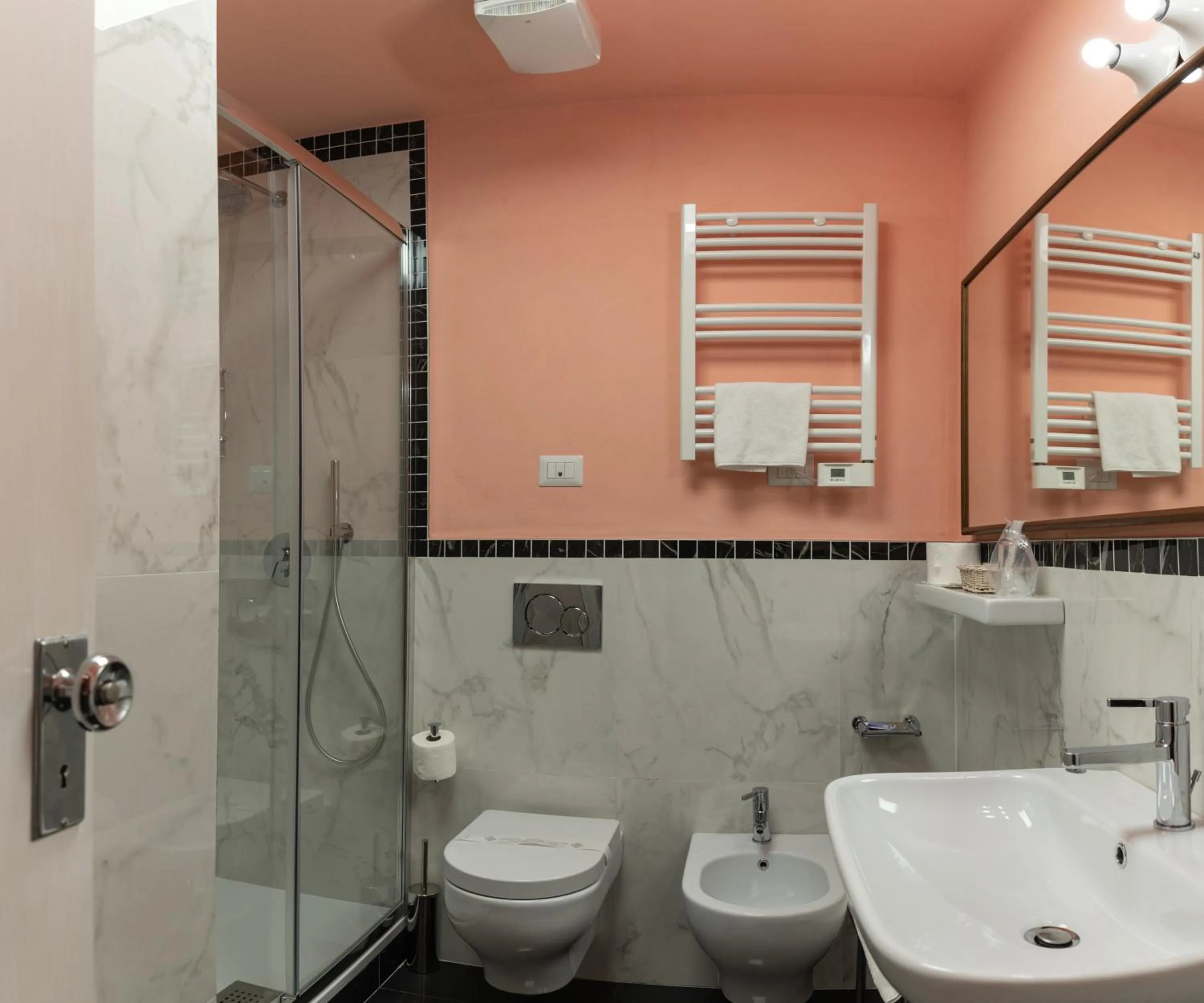 Bathroom in Grand Hotel Tamerici & Principe