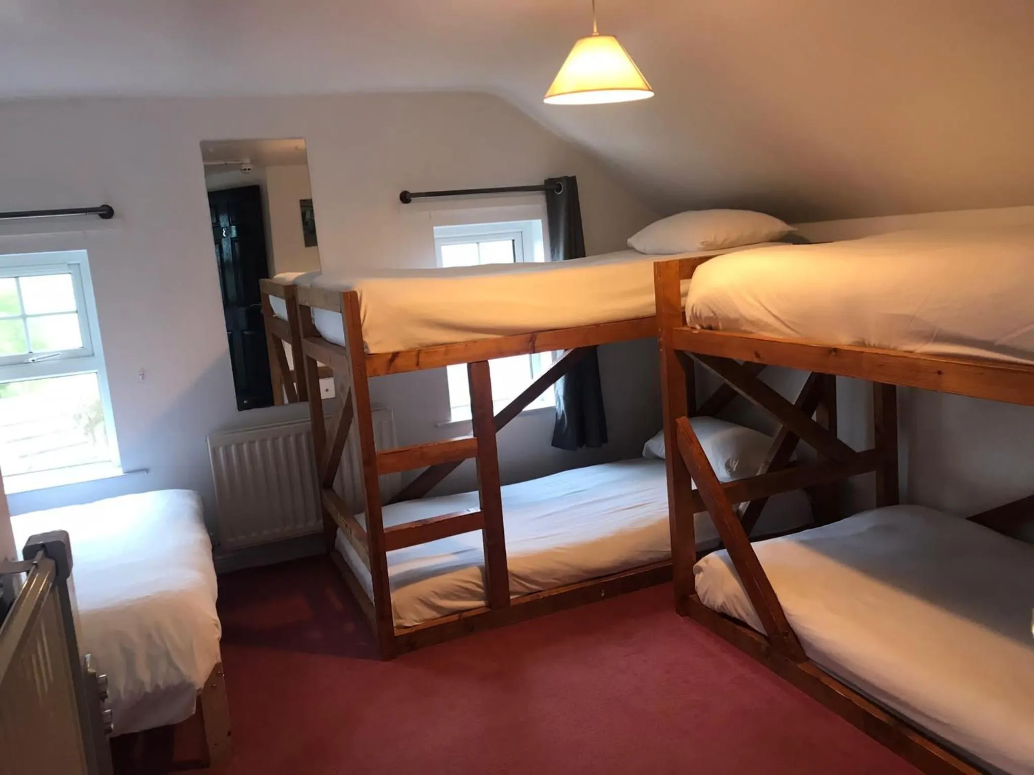 Bedroom, Bed in Finn McCools Giants Causeway Hostel