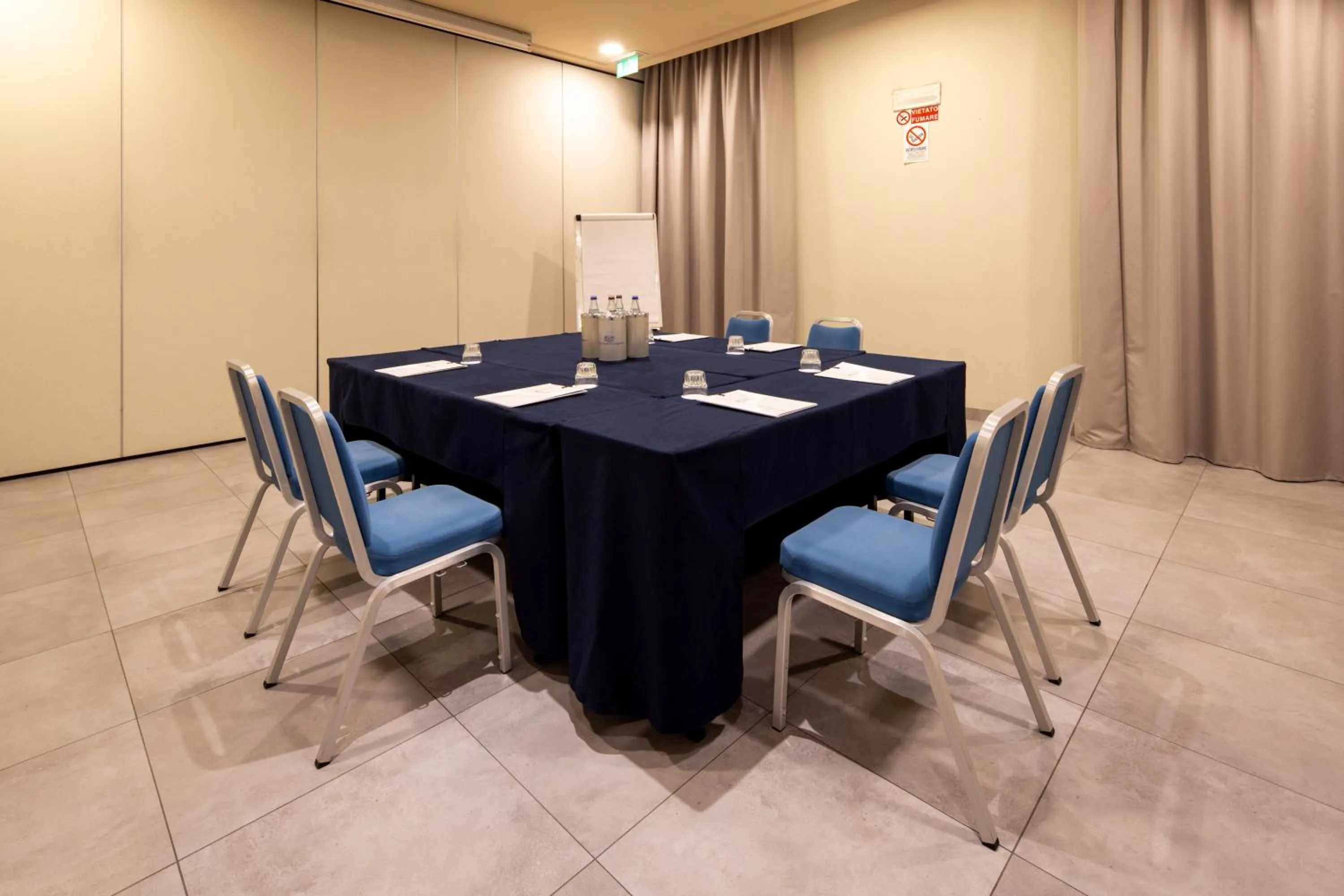 Meeting/conference room in Hotel Parma & Congressi
