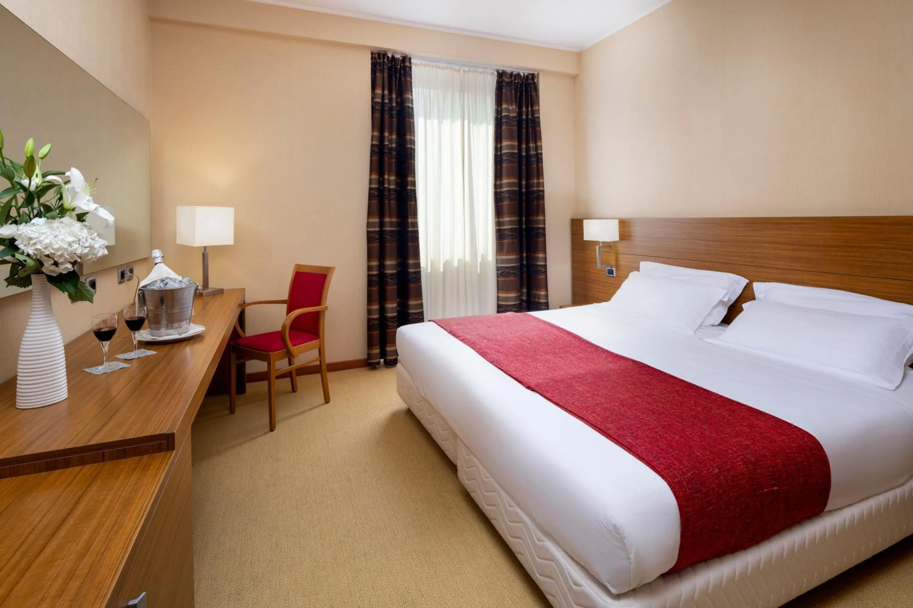 Bedroom, Bed in Hotel Parma & Congressi