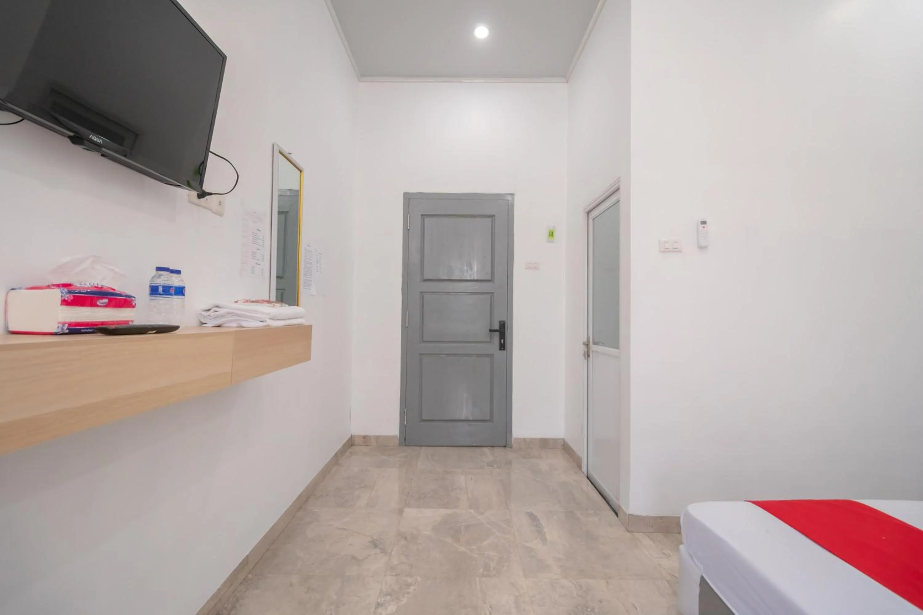 Bed in RedDoorz near Tugu Coklat Pesawaran Lampung