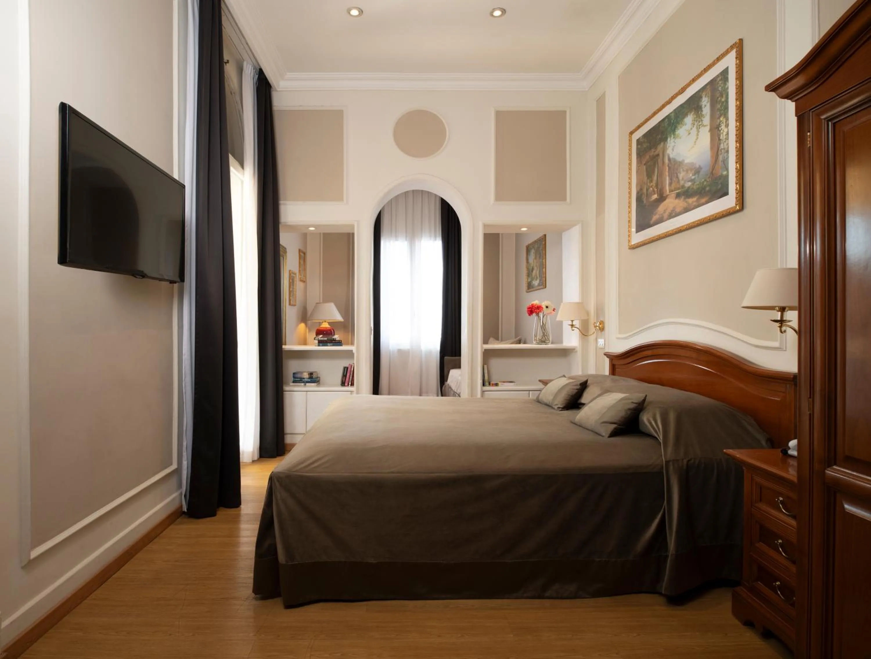 Photo of the whole room, Bed in Rome Garden Hotel