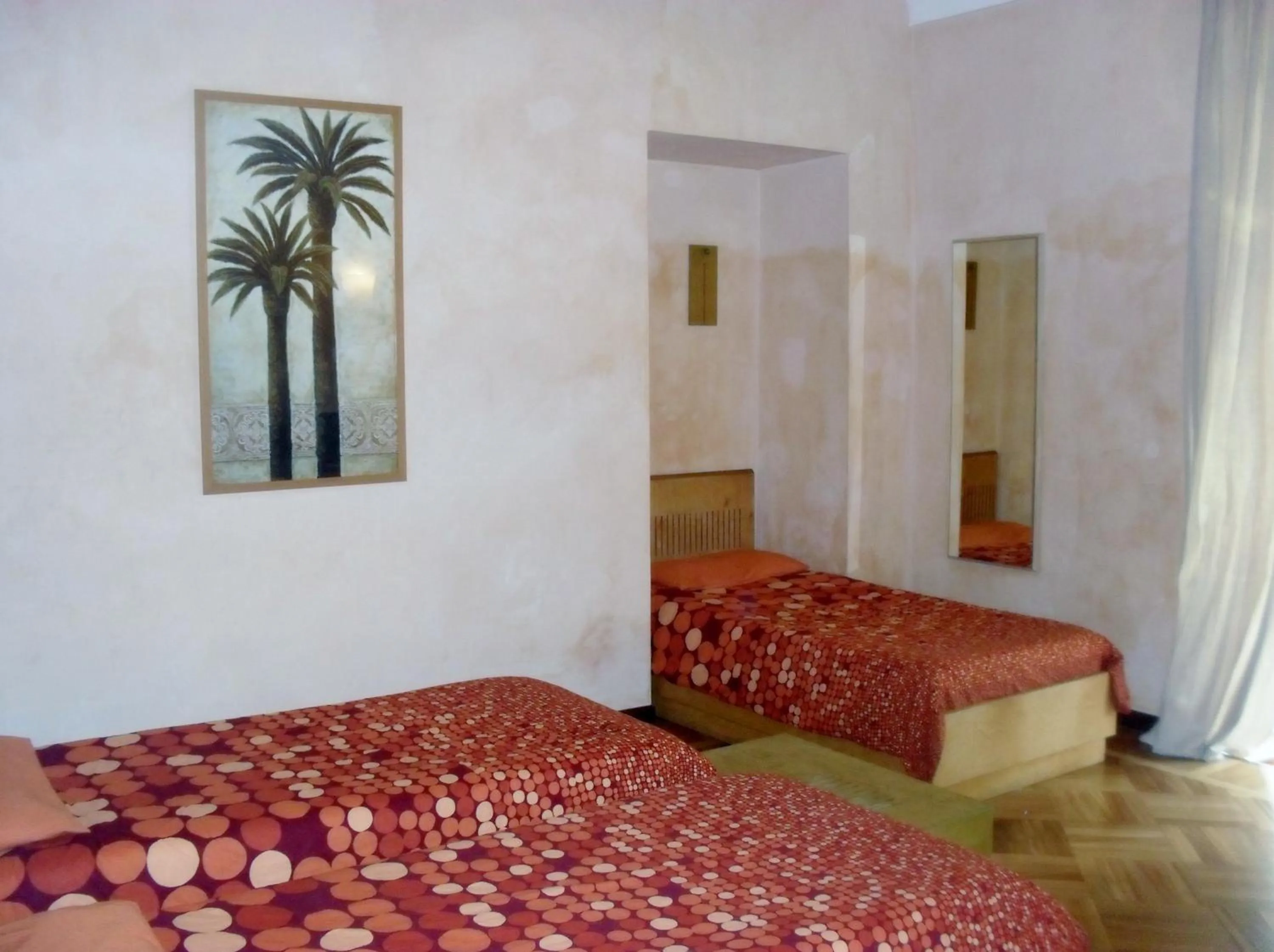 Photo of the whole room, Bed in Hotel Clarean