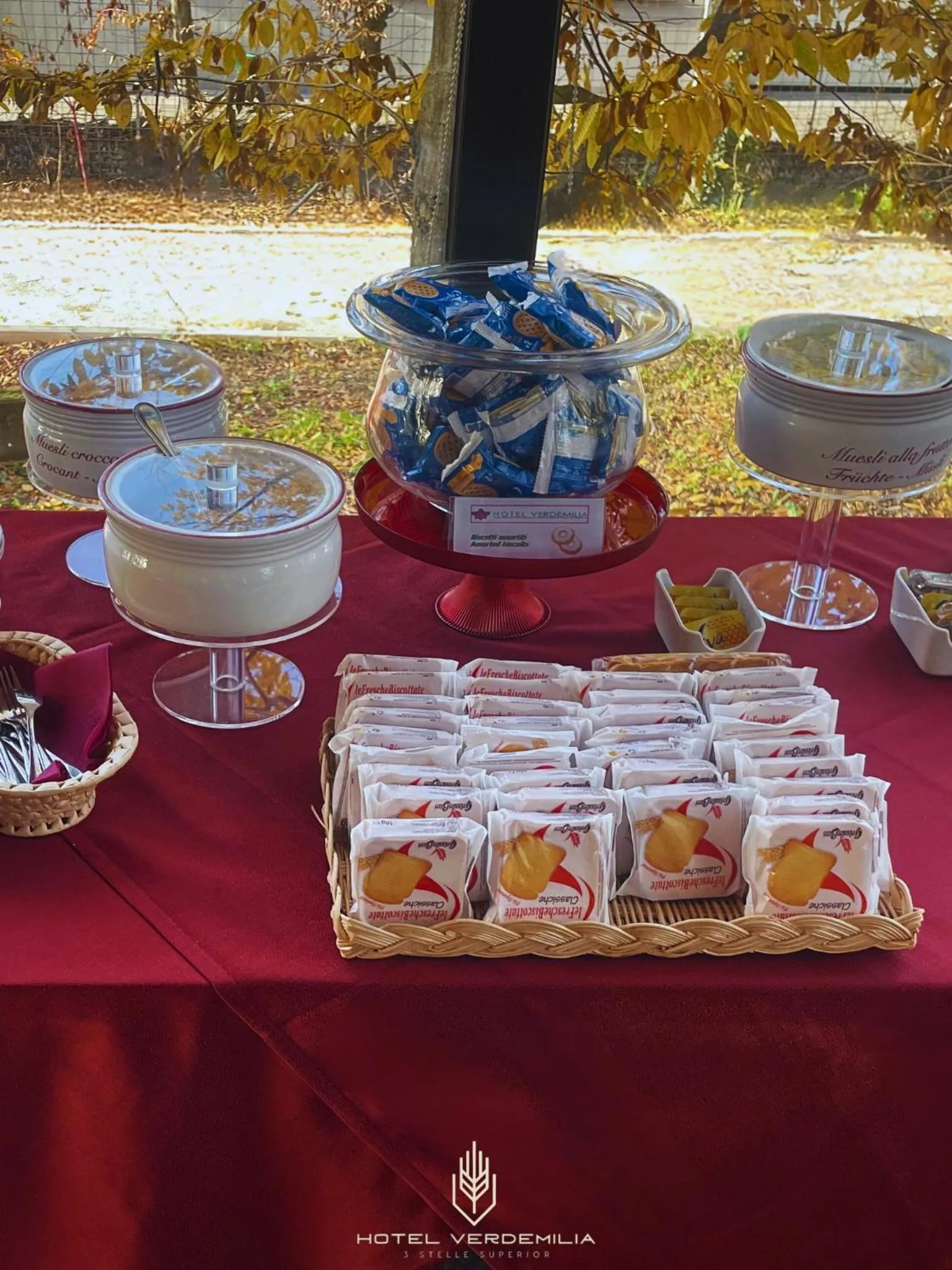 Buffet breakfast in Verdemilia Hotel