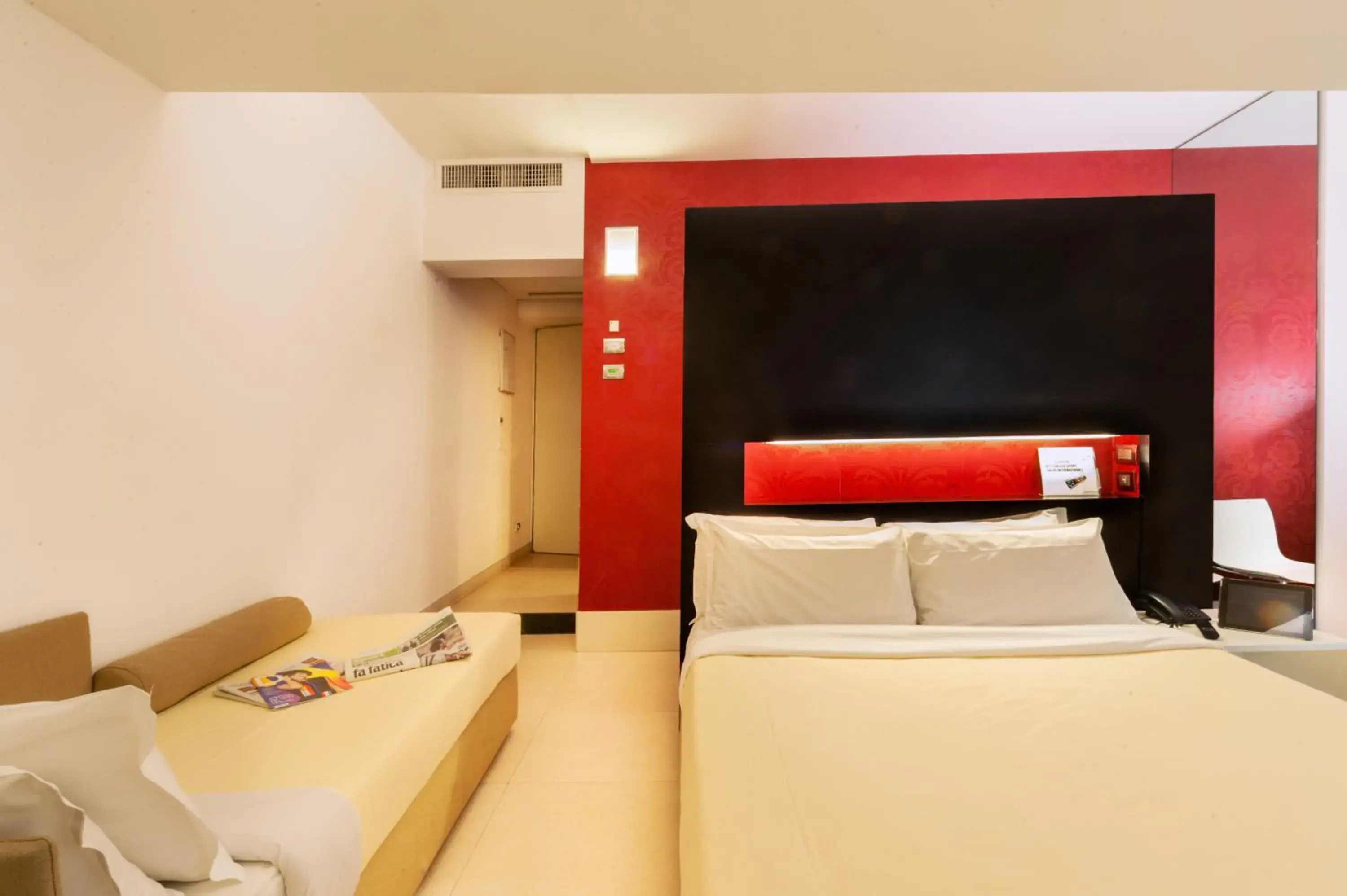 Deluxe Double Room - single occupancy in Savoy Hotel Deluxe Double Room - single occupancy in Savoy Hotel