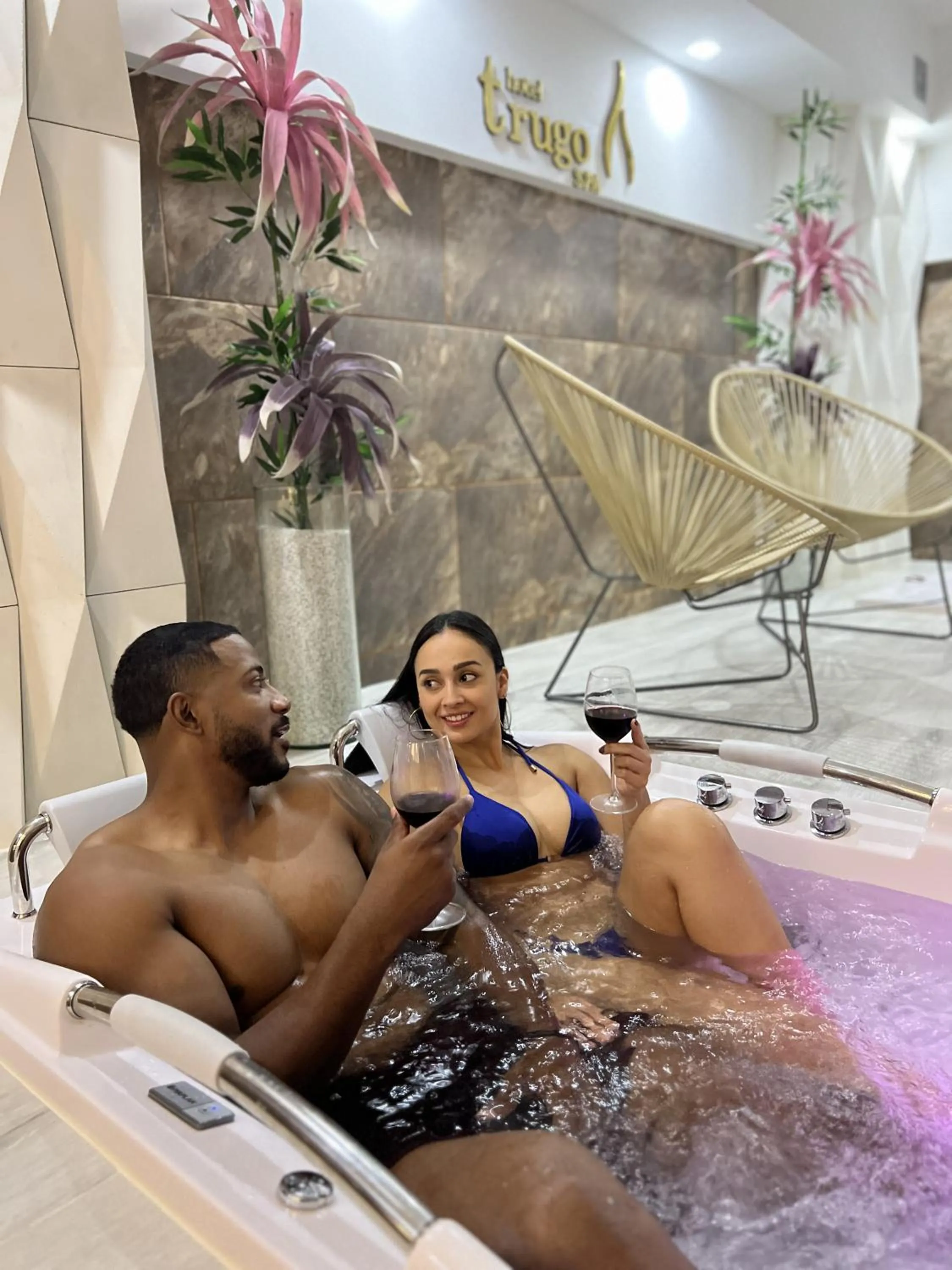 Hot Tub in Trugo Luxury Rooms