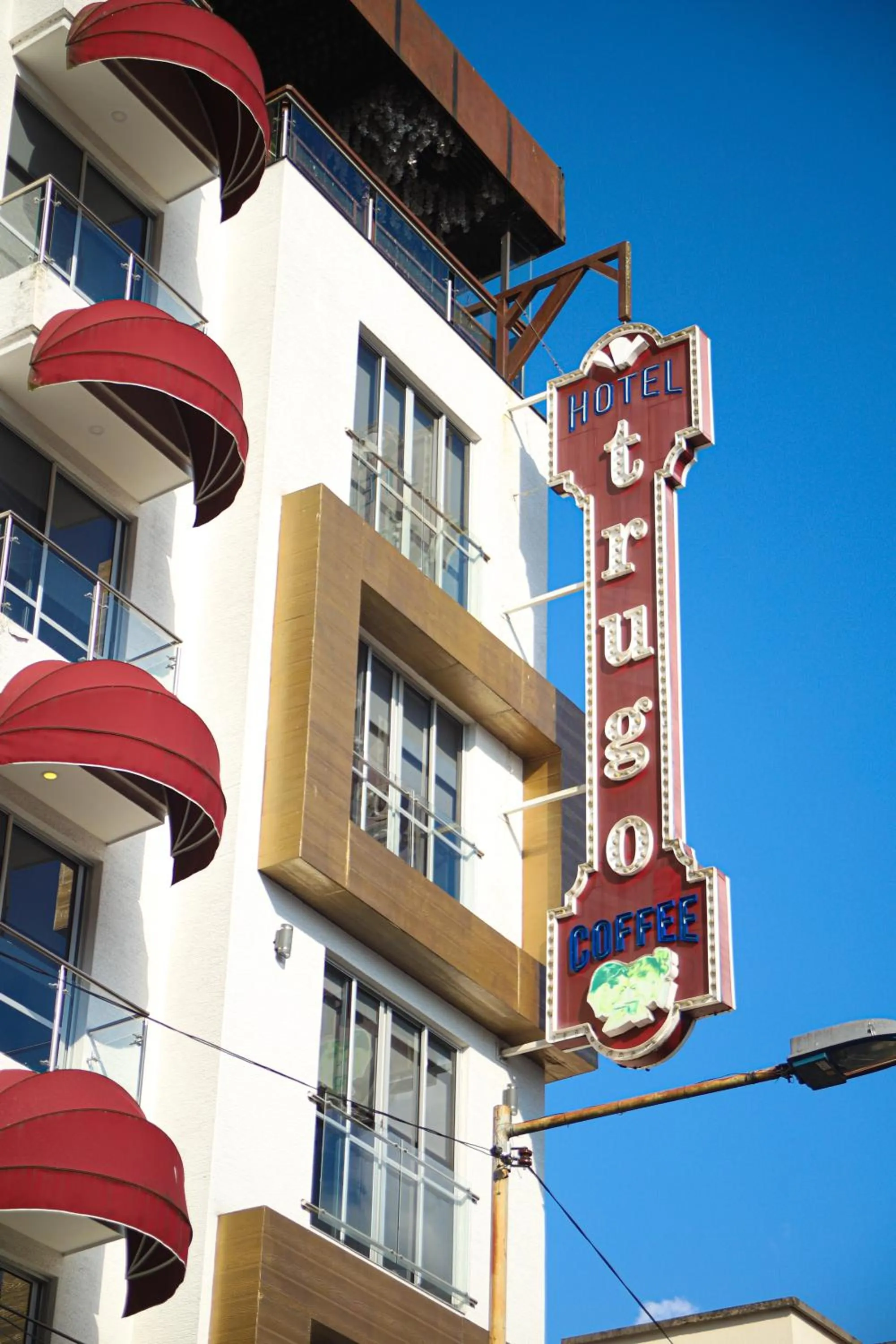 Facade/entrance in Trugo Luxury Rooms