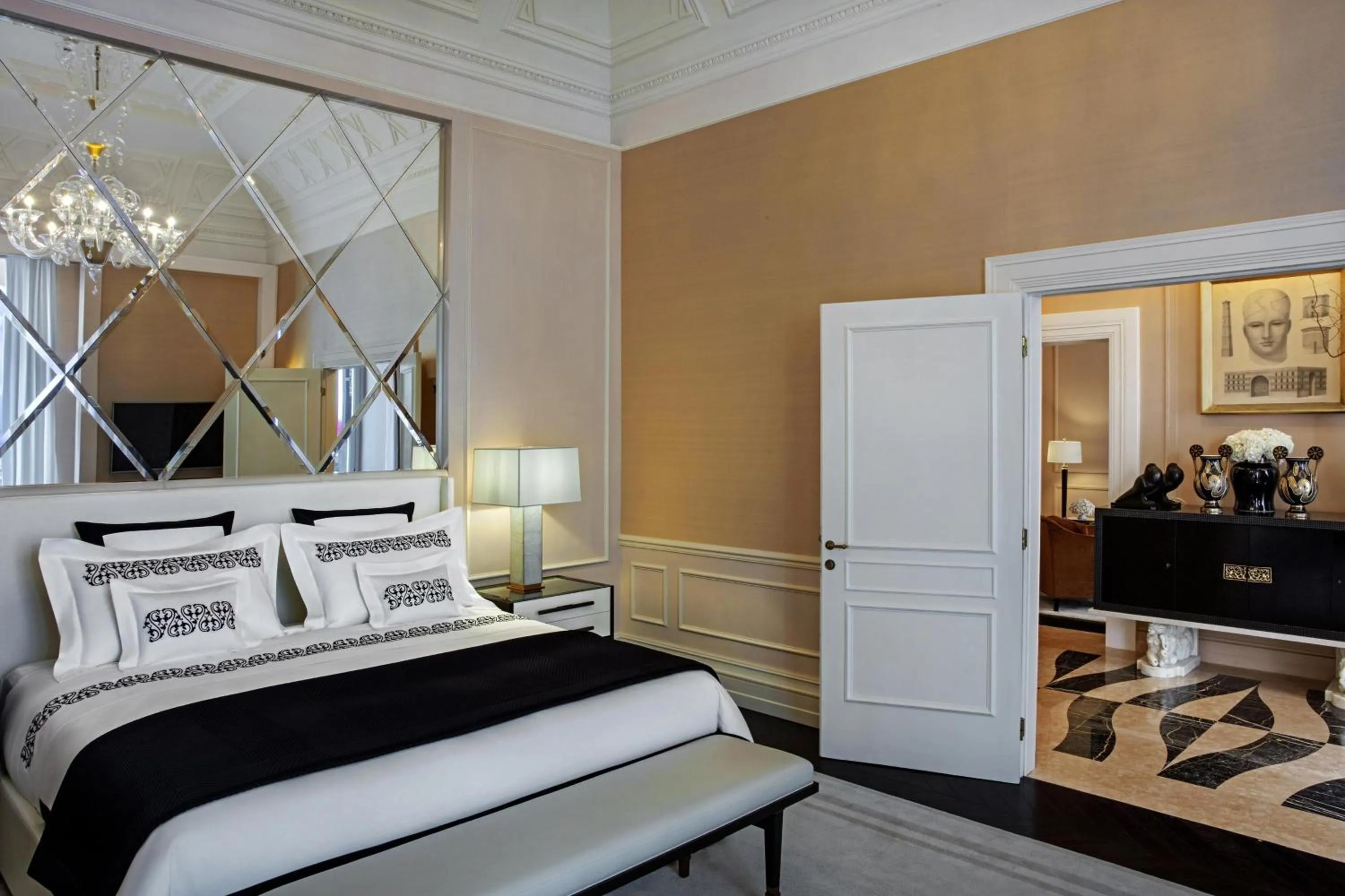 Bedroom, Bed in The St. Regis Rome
