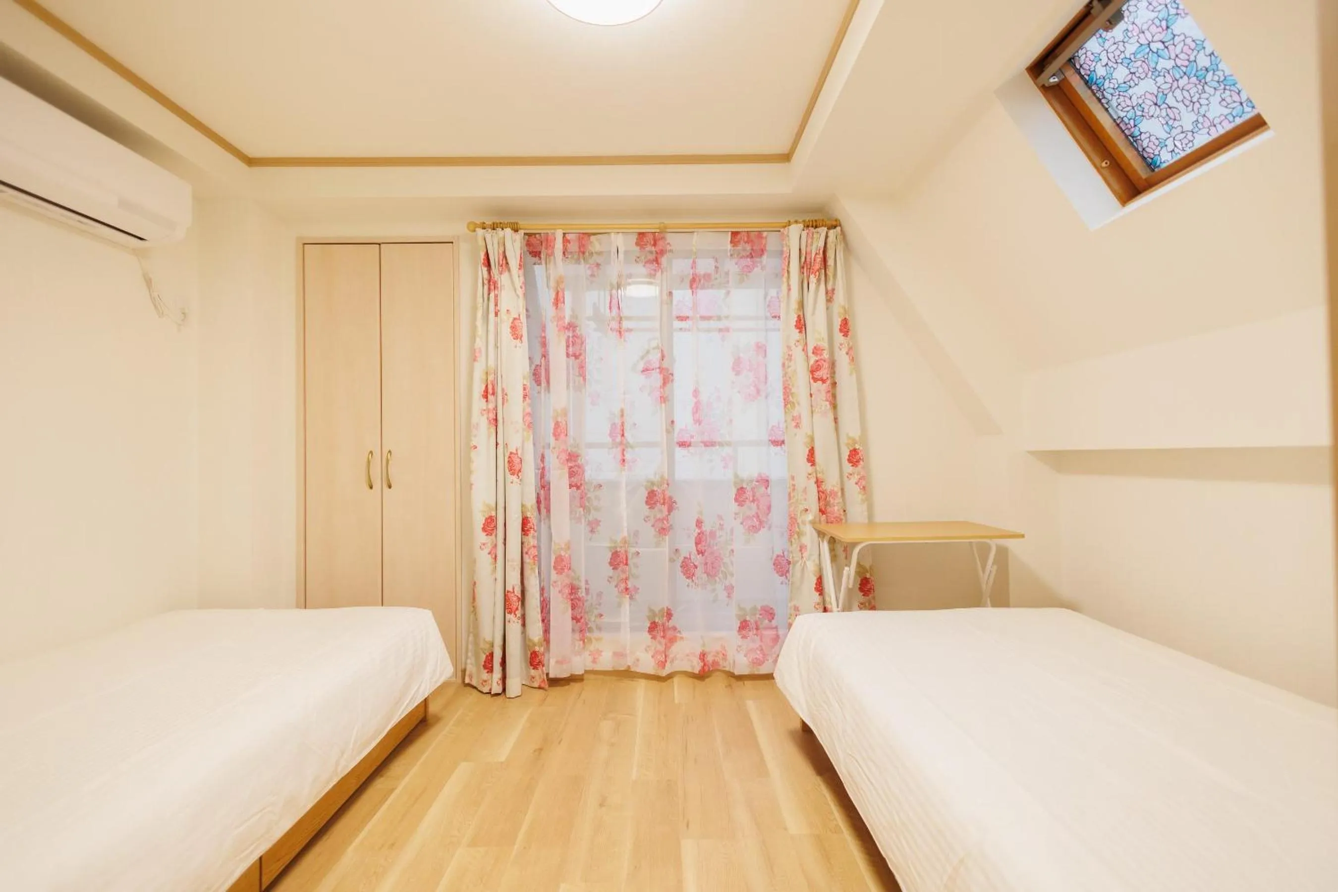 Bedroom, Bed in Hotaku HOTEL Akihabara