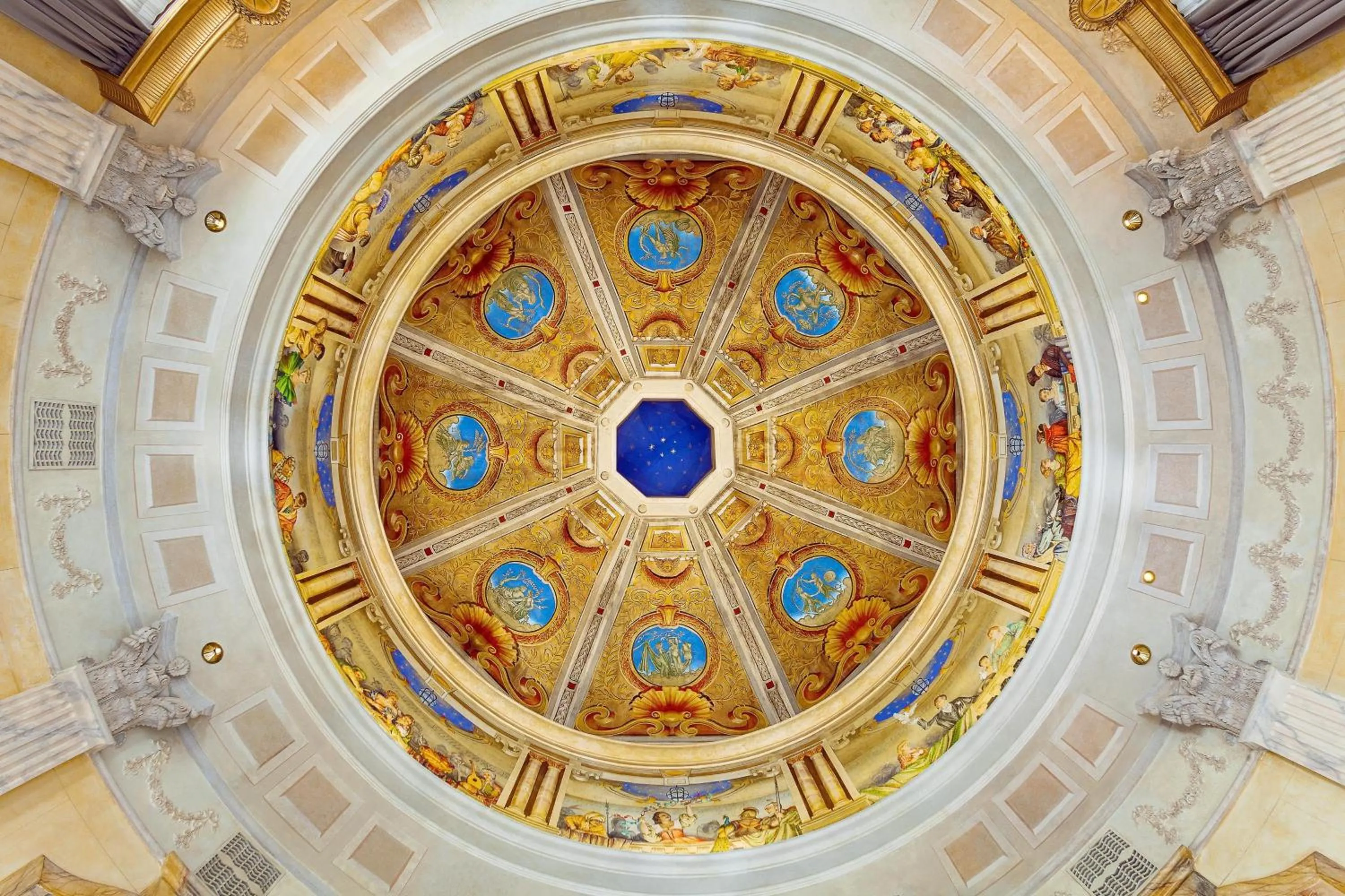 Bedroom in The Westin Excelsior, Rome