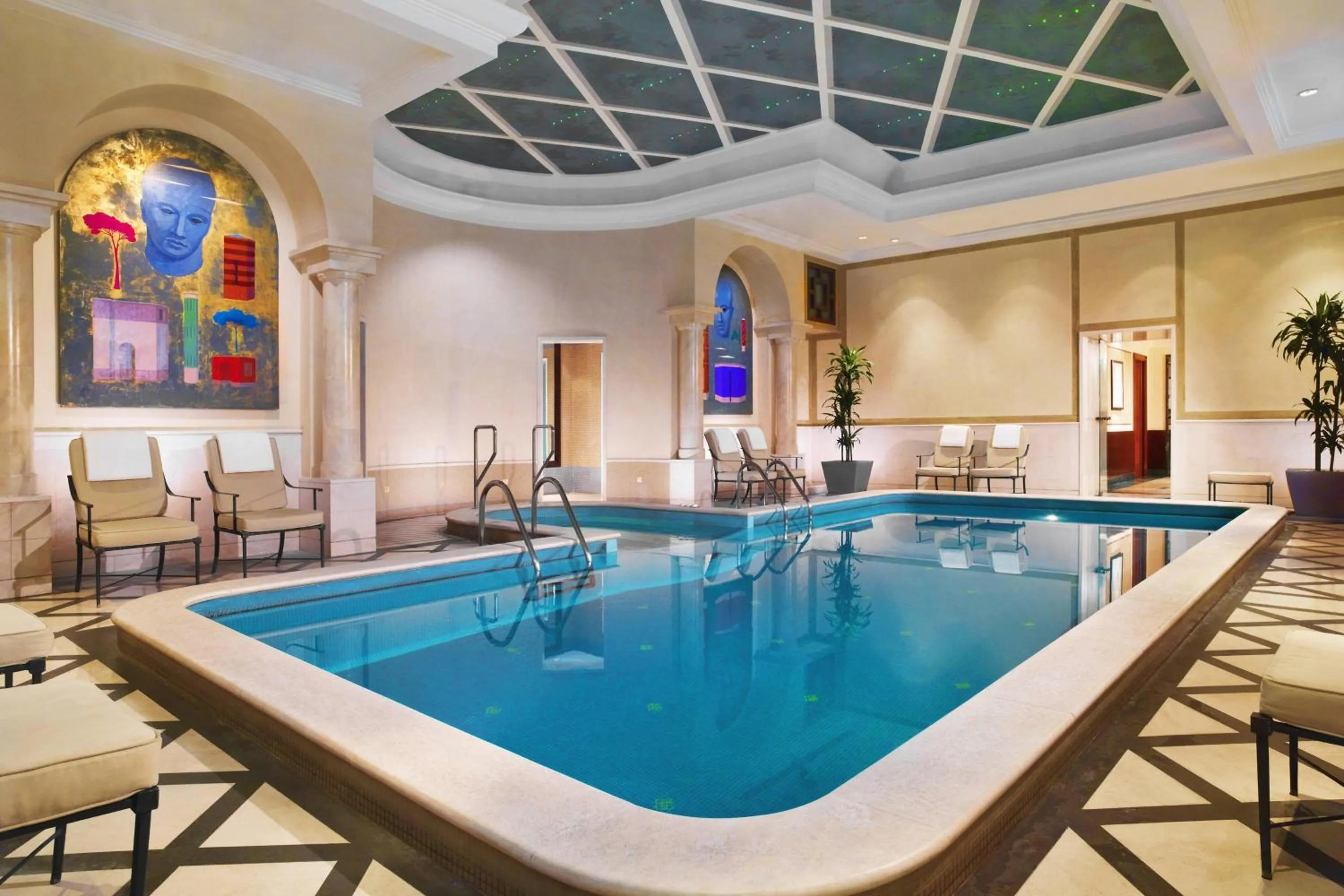 Swimming pool in The Westin Excelsior, Rome