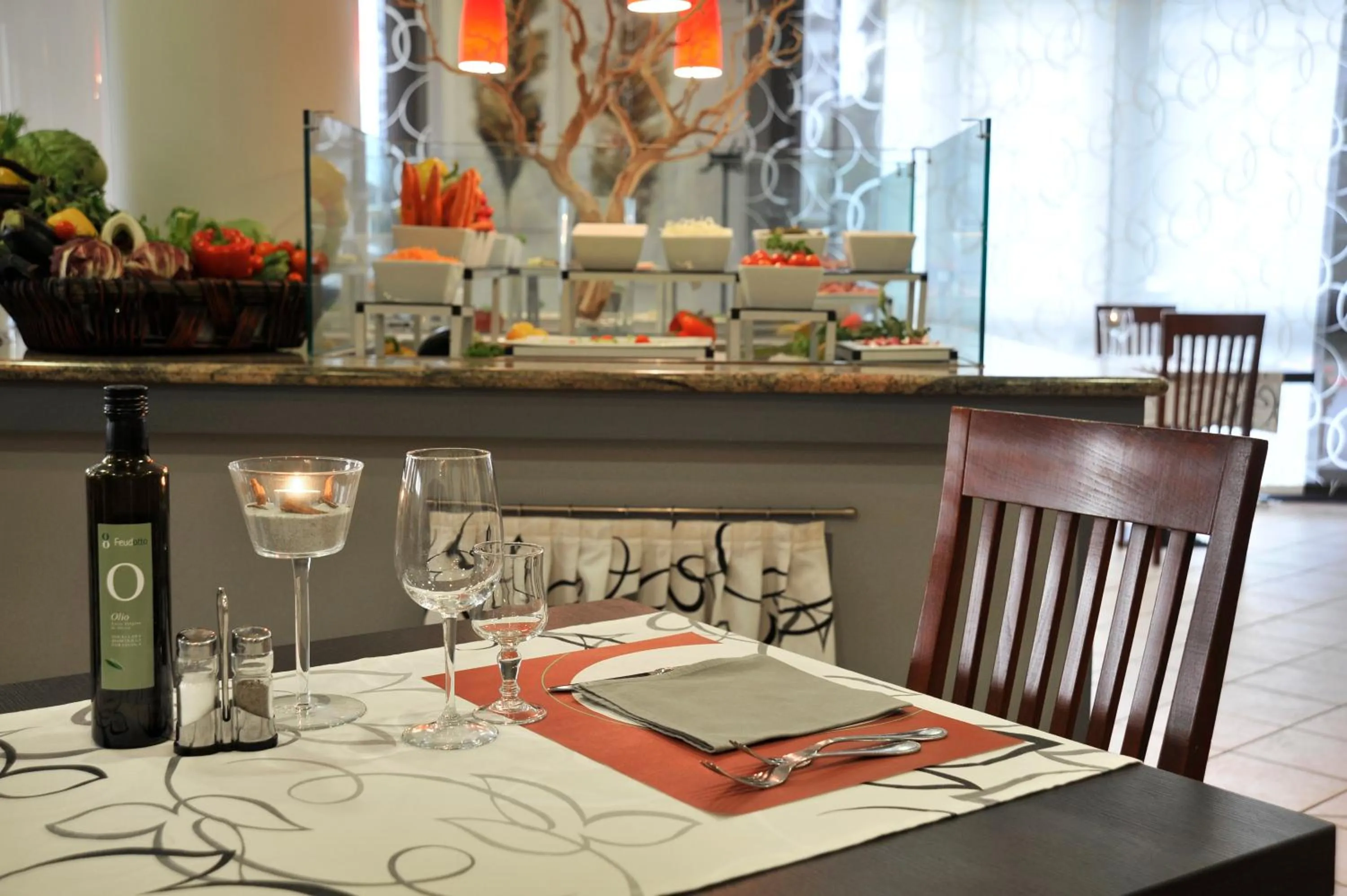 Restaurant/places to eat in Tulip Inn Padova