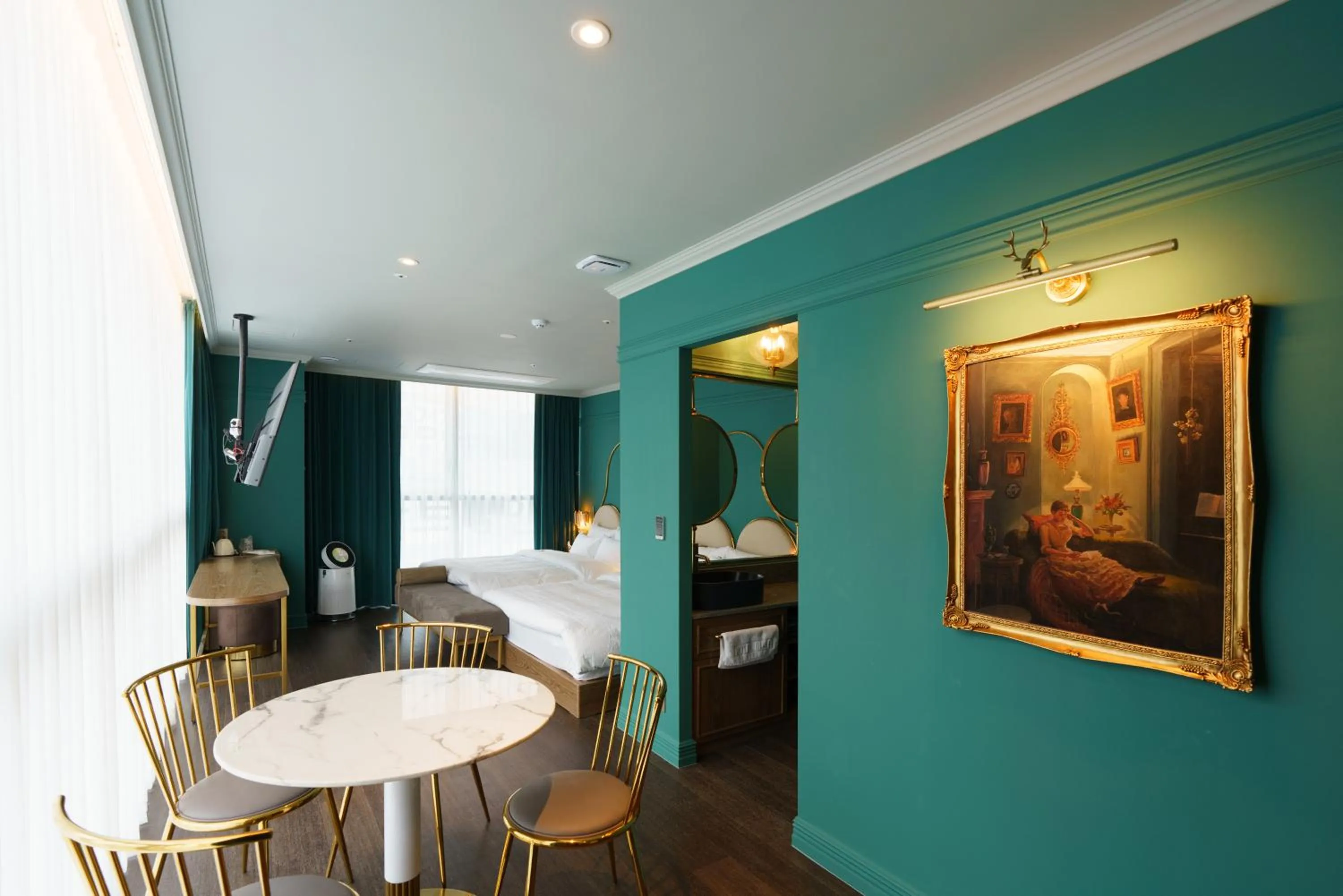 Decorative detail in Yangju Hotel Ippda