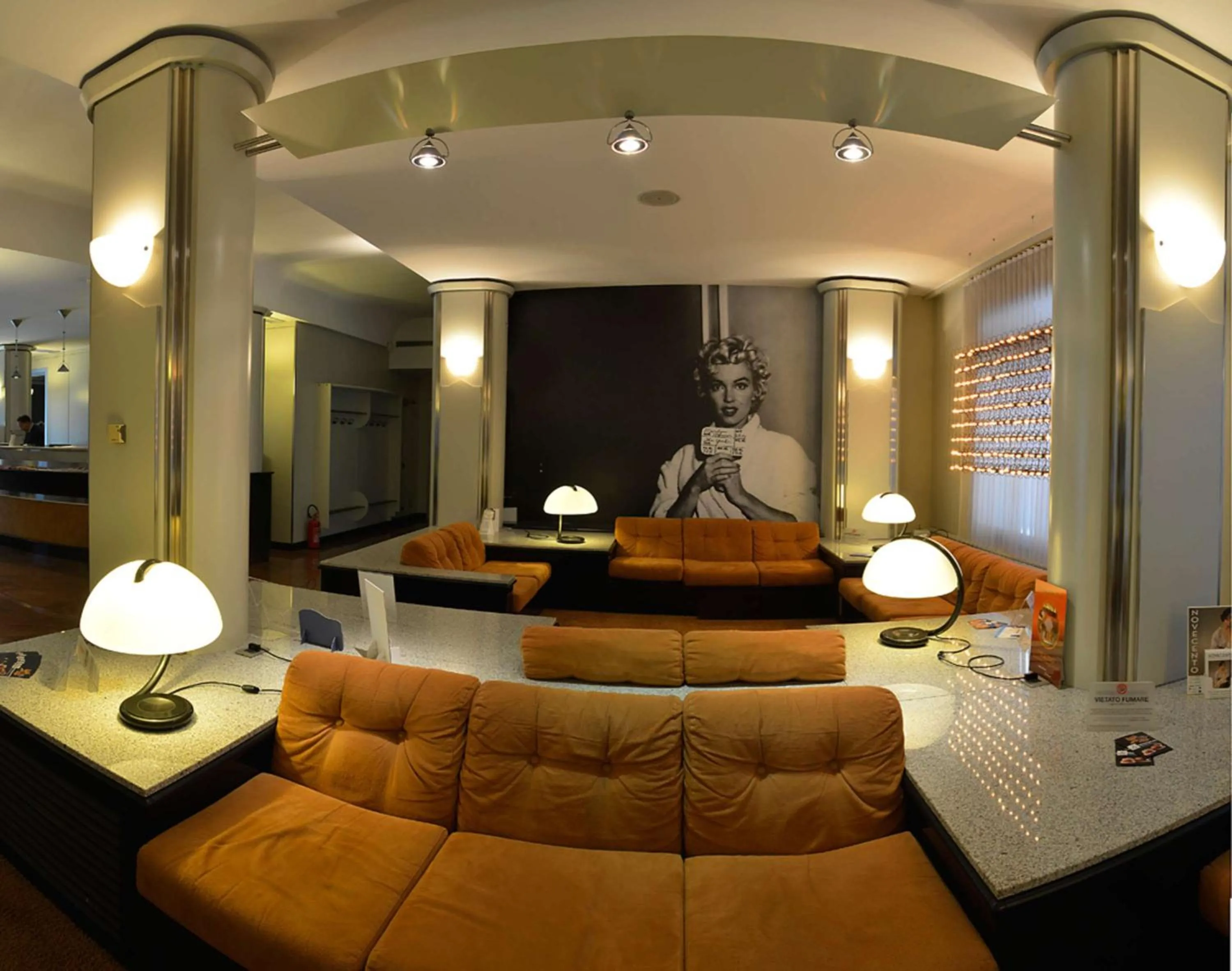 Lobby or reception in Sure Hotel by Best Western Milano