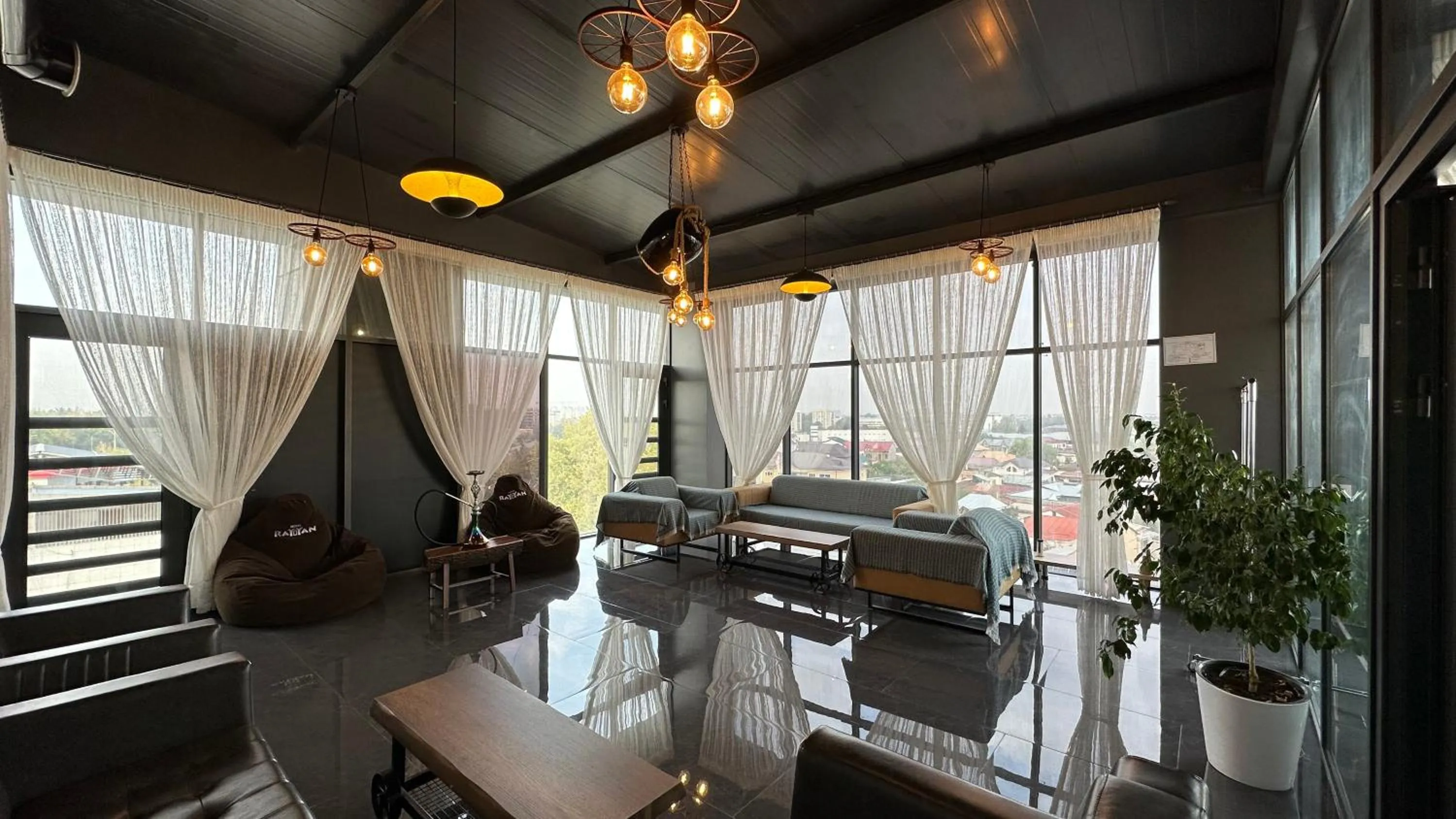 Seating area in Rayyan Hotel & SPA Tashkent
