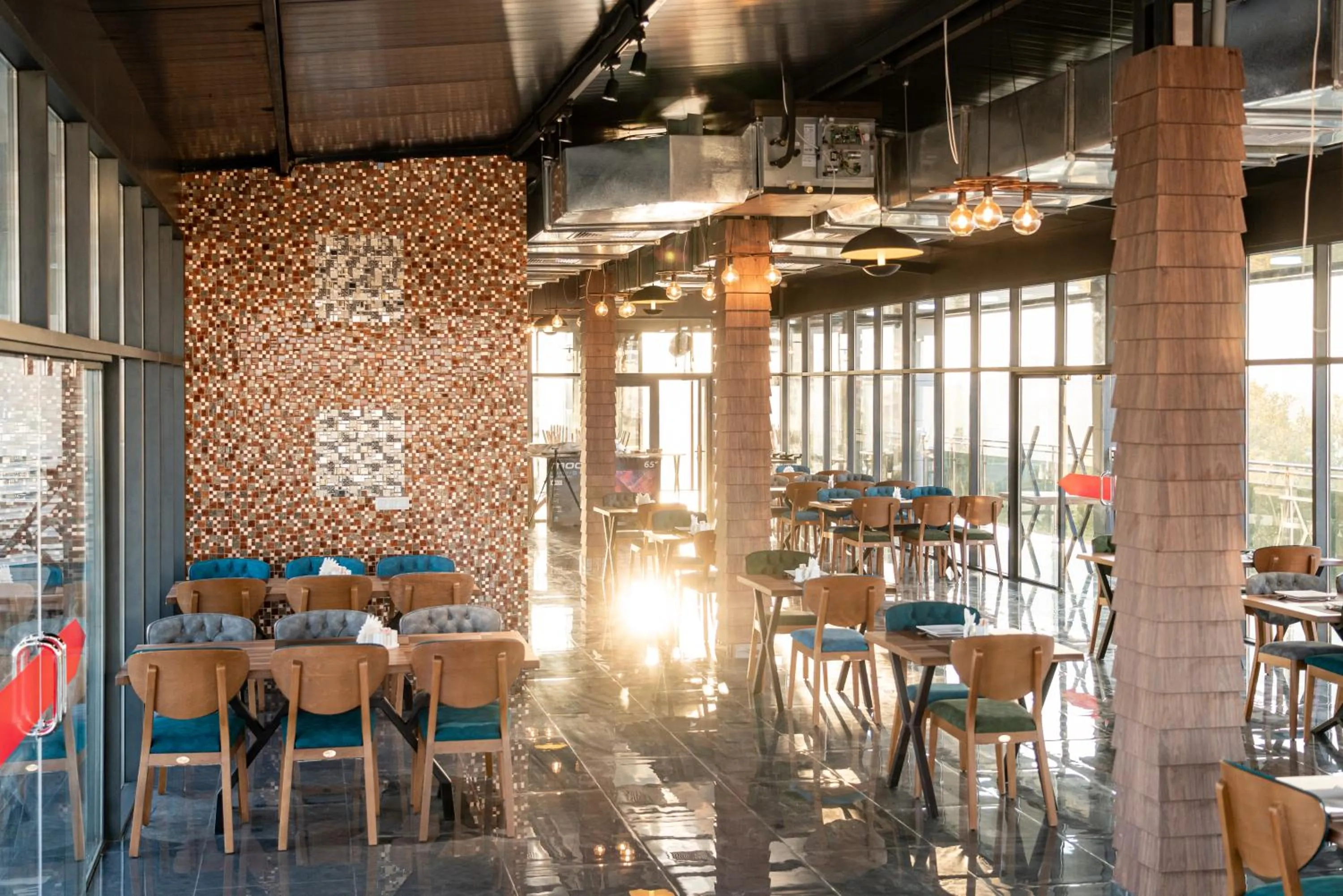 Restaurant/places to eat in Rayyan Hotel & SPA Tashkent