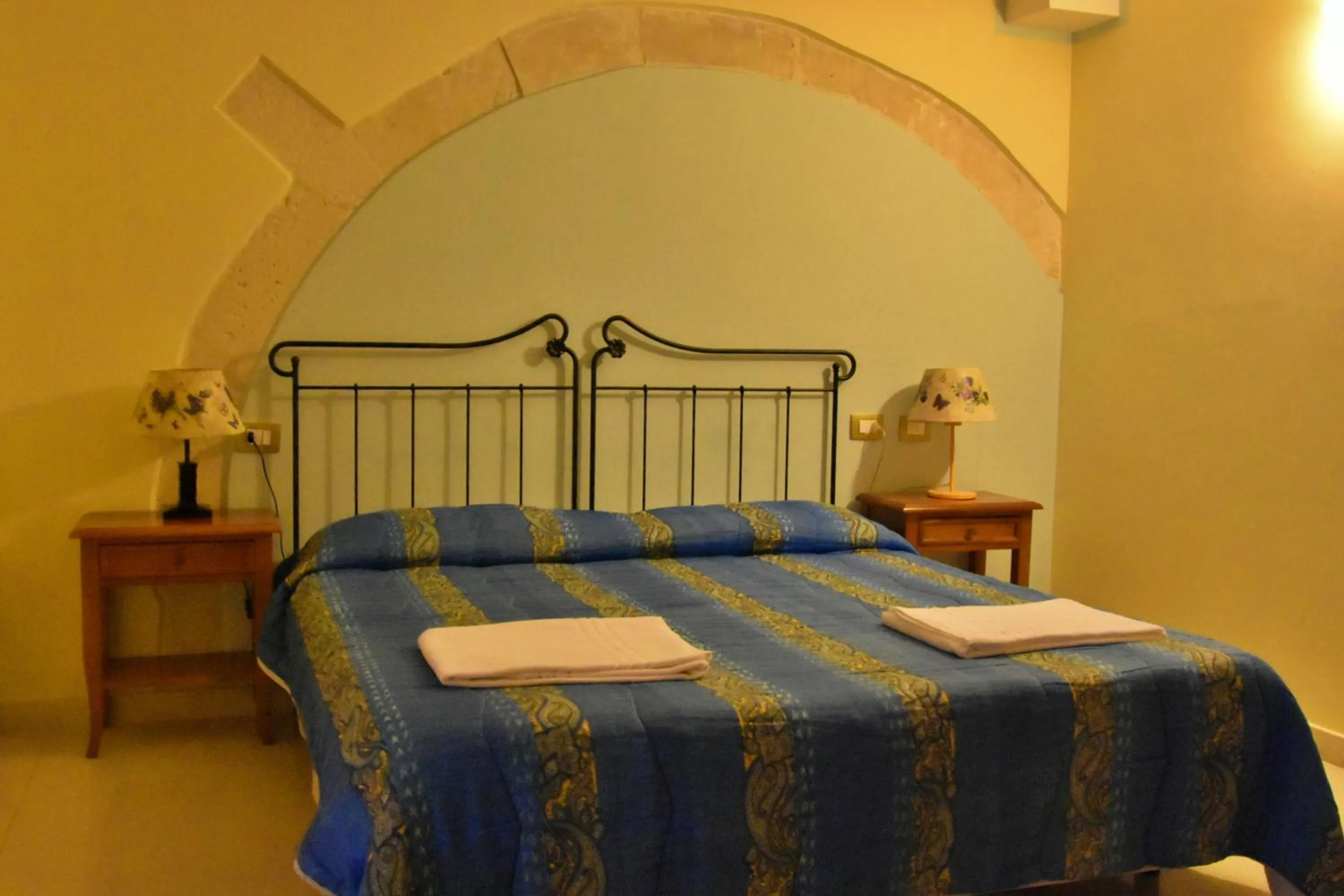 Bed in Hotel Casa Mia