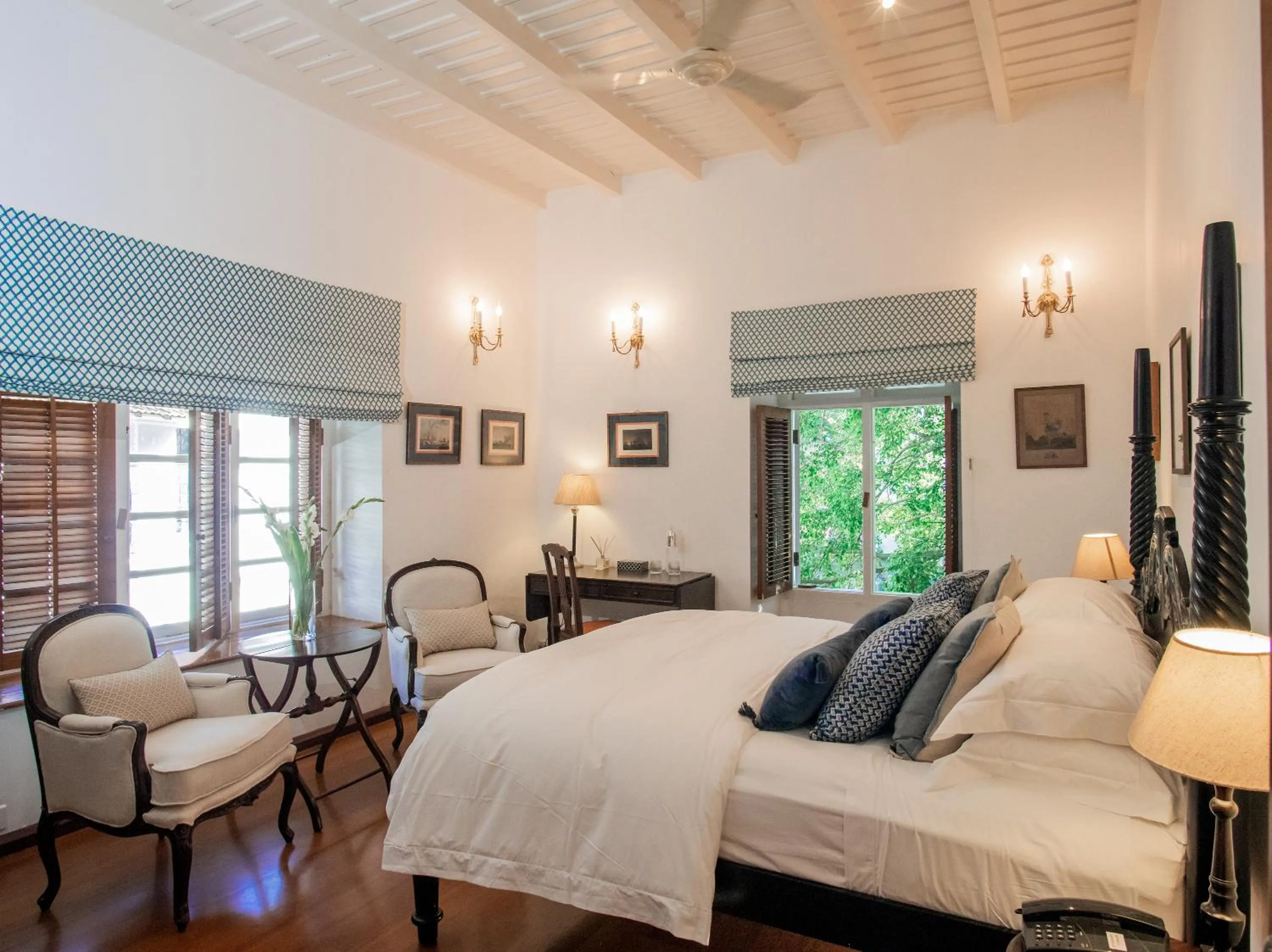 Bedroom, Bed in Le Colonial 1506 - Exclusive Luxury Hideaway