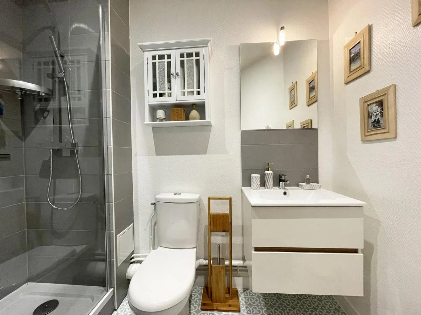 Le Floral - Parking - Self check in