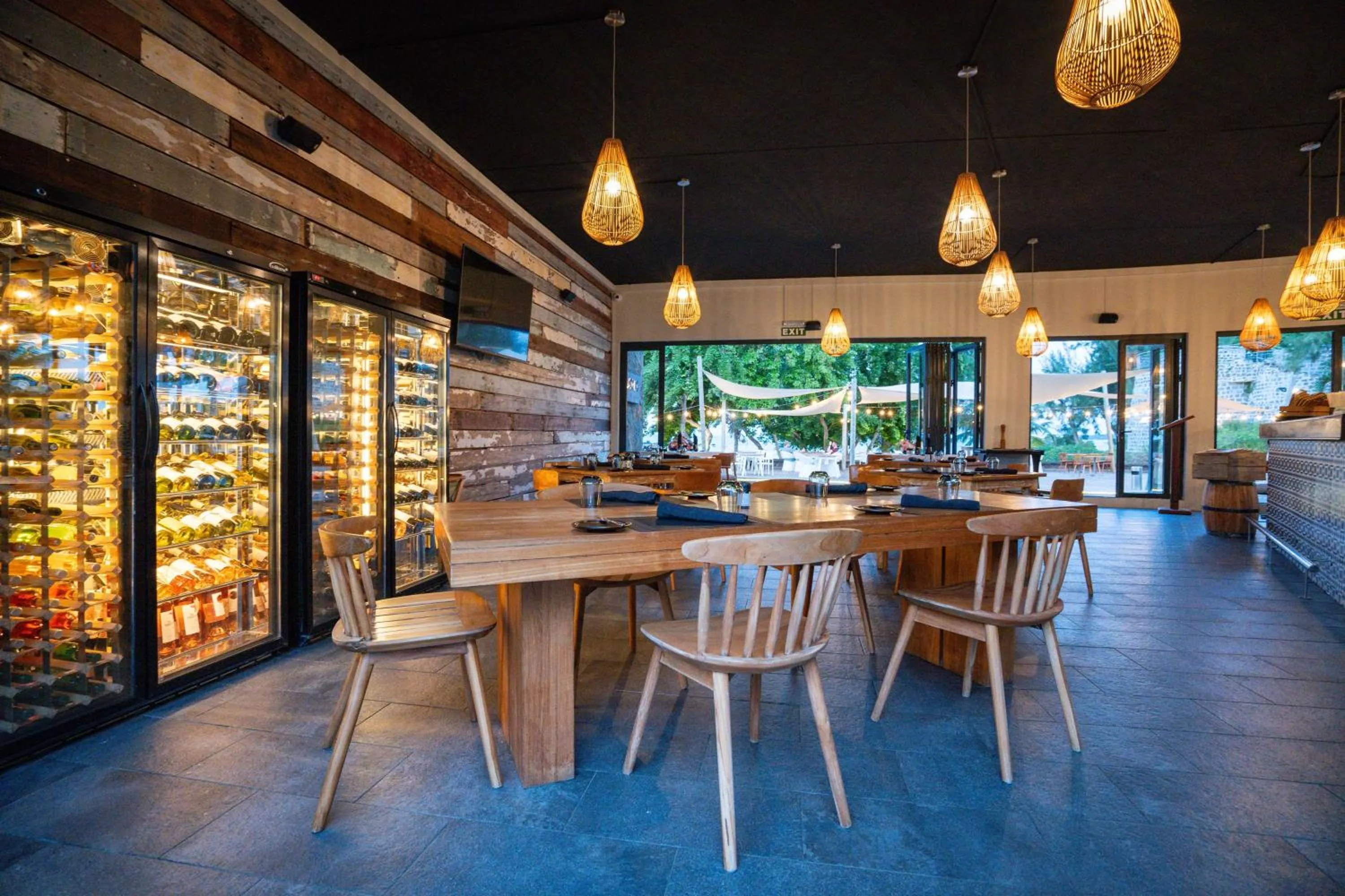 Restaurant/places to eat in Radisson Blu Azuri Resort & Spa