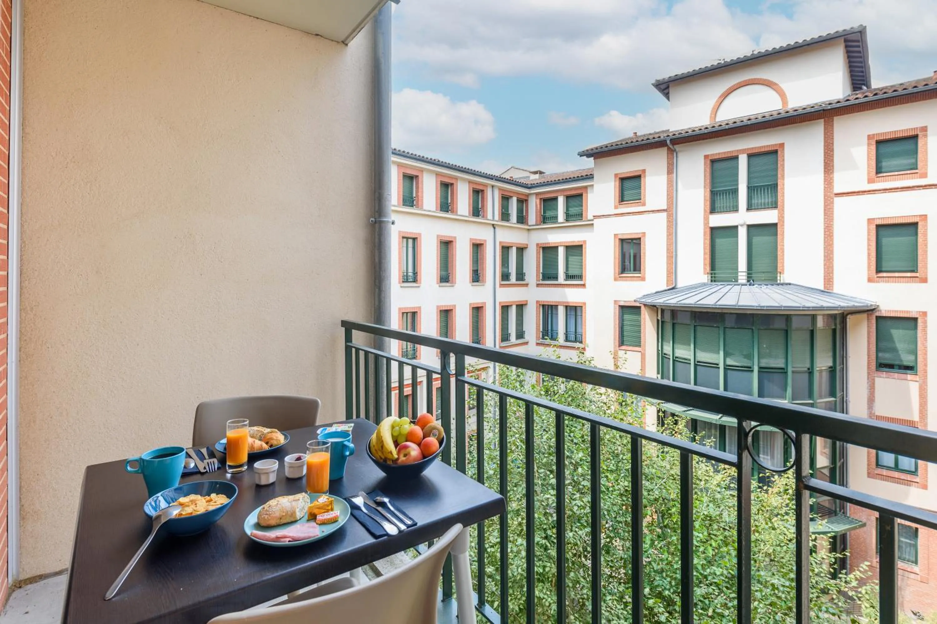 Balcony/Terrace in Residhotel Toulouse Centre