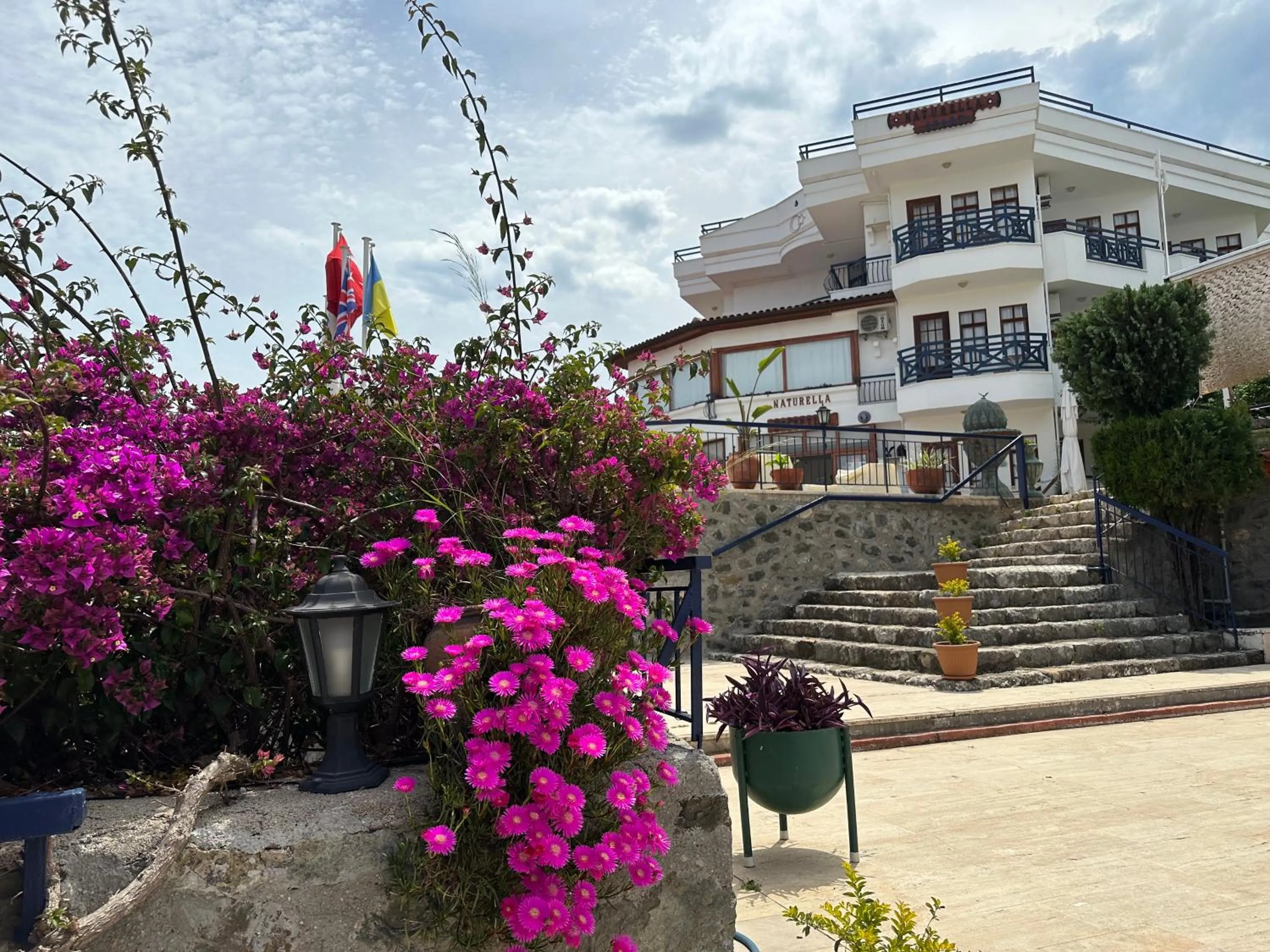 Spring in NATURELLA APART HOTEL