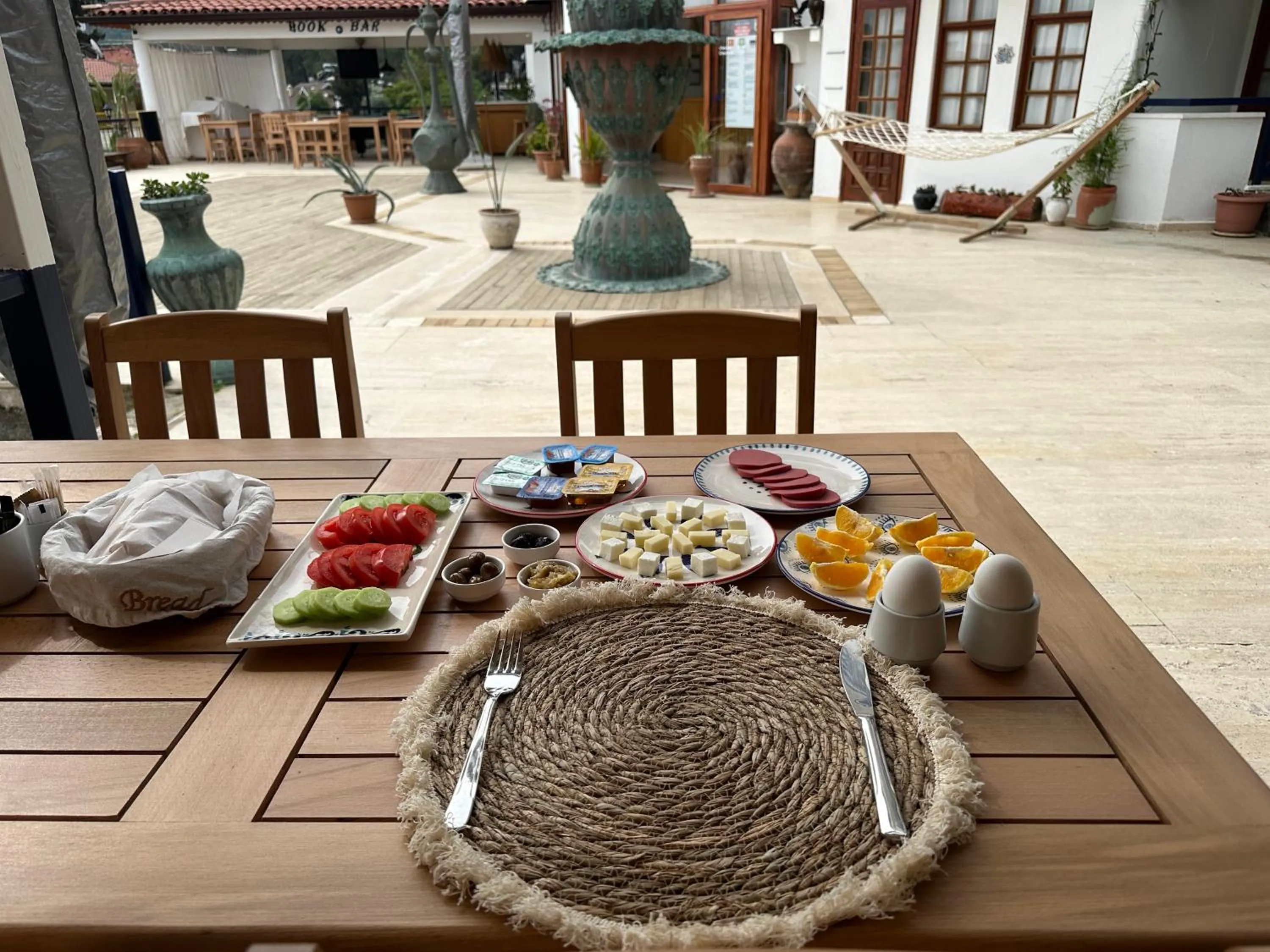 Restaurant/places to eat in NATURELLA APART HOTEL