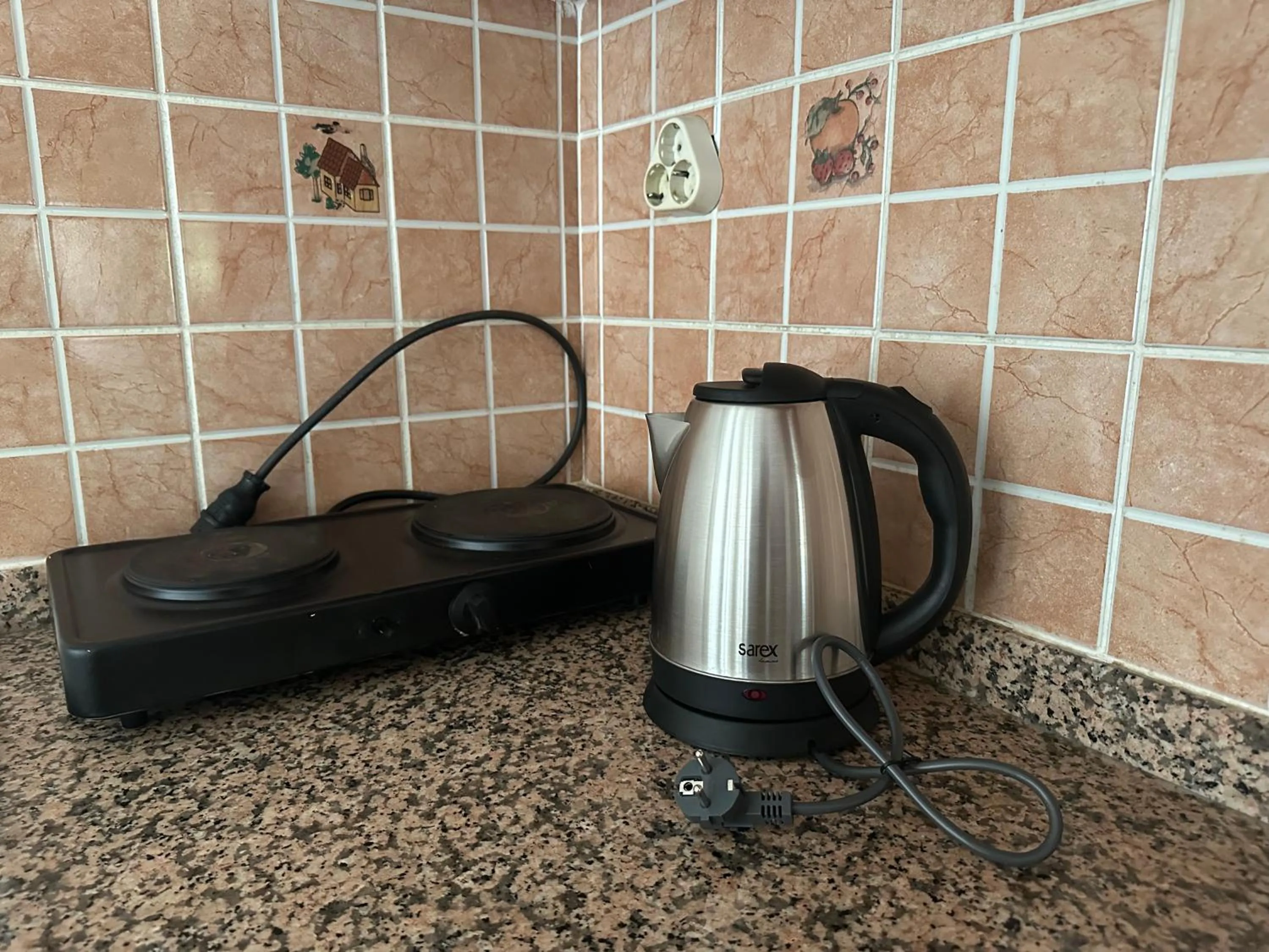 Coffee/tea facilities in NATURELLA APART HOTEL