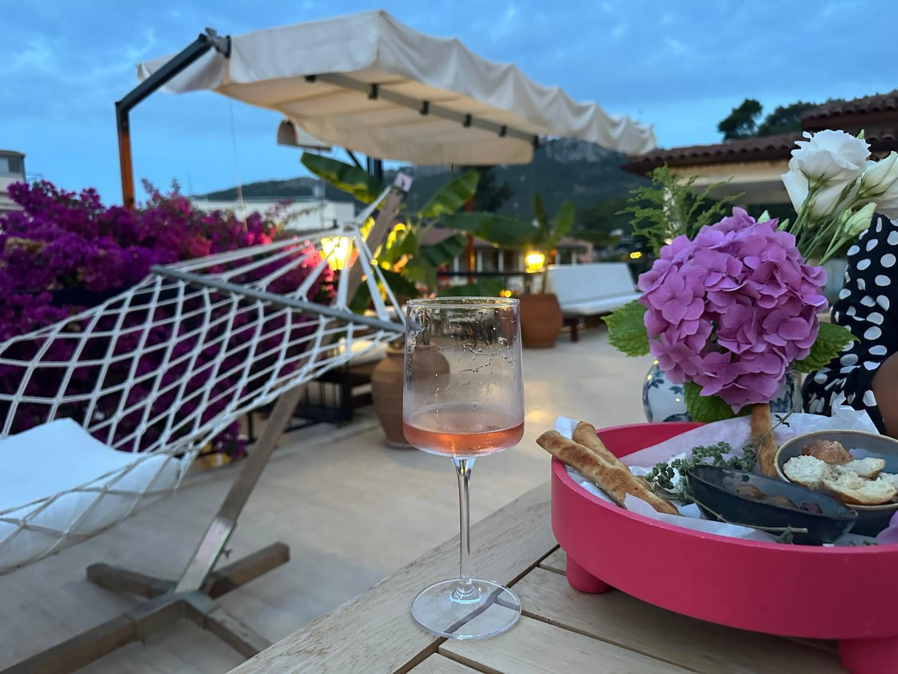 Food and drinks in NATURELLA APART HOTEL