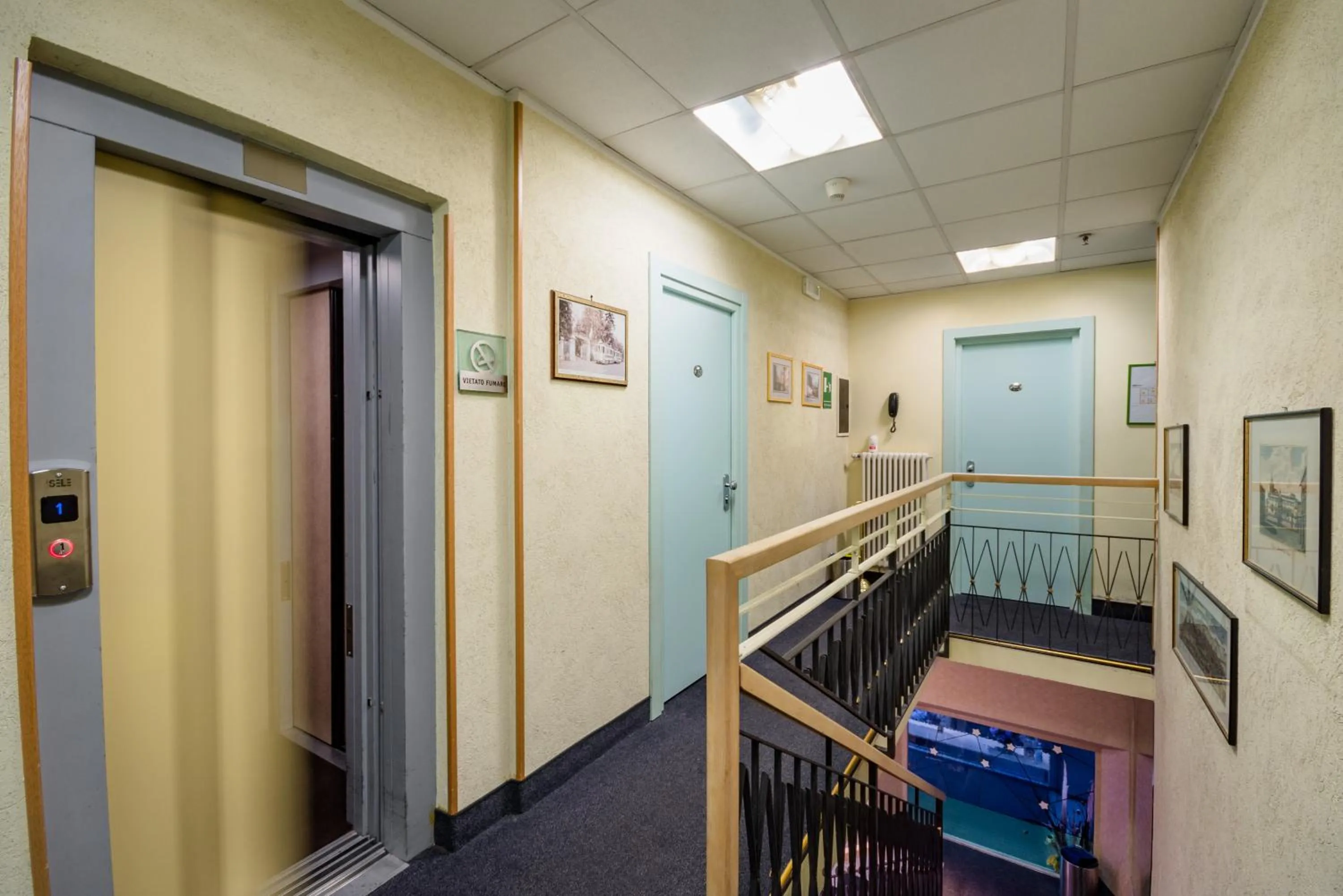 elevator in Hotel Centrale