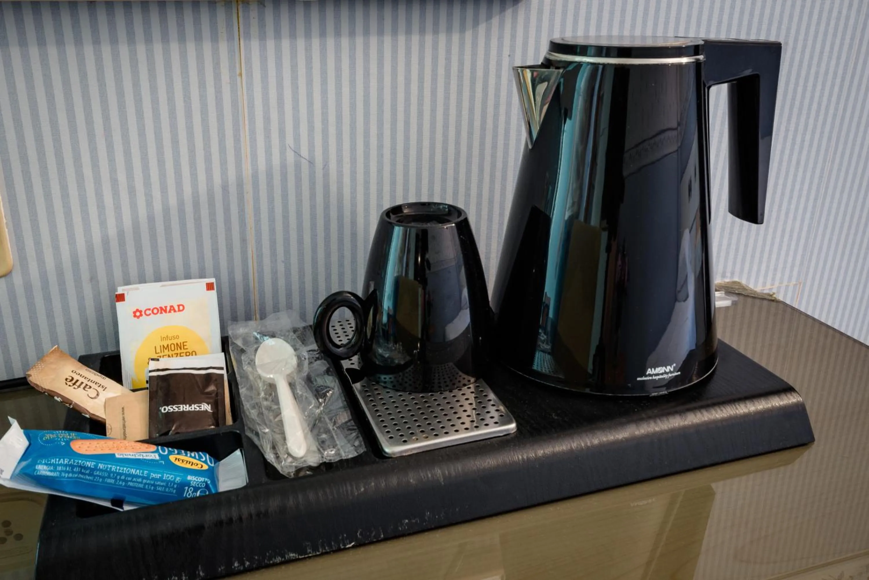 Coffee/tea facilities in Hotel Centrale